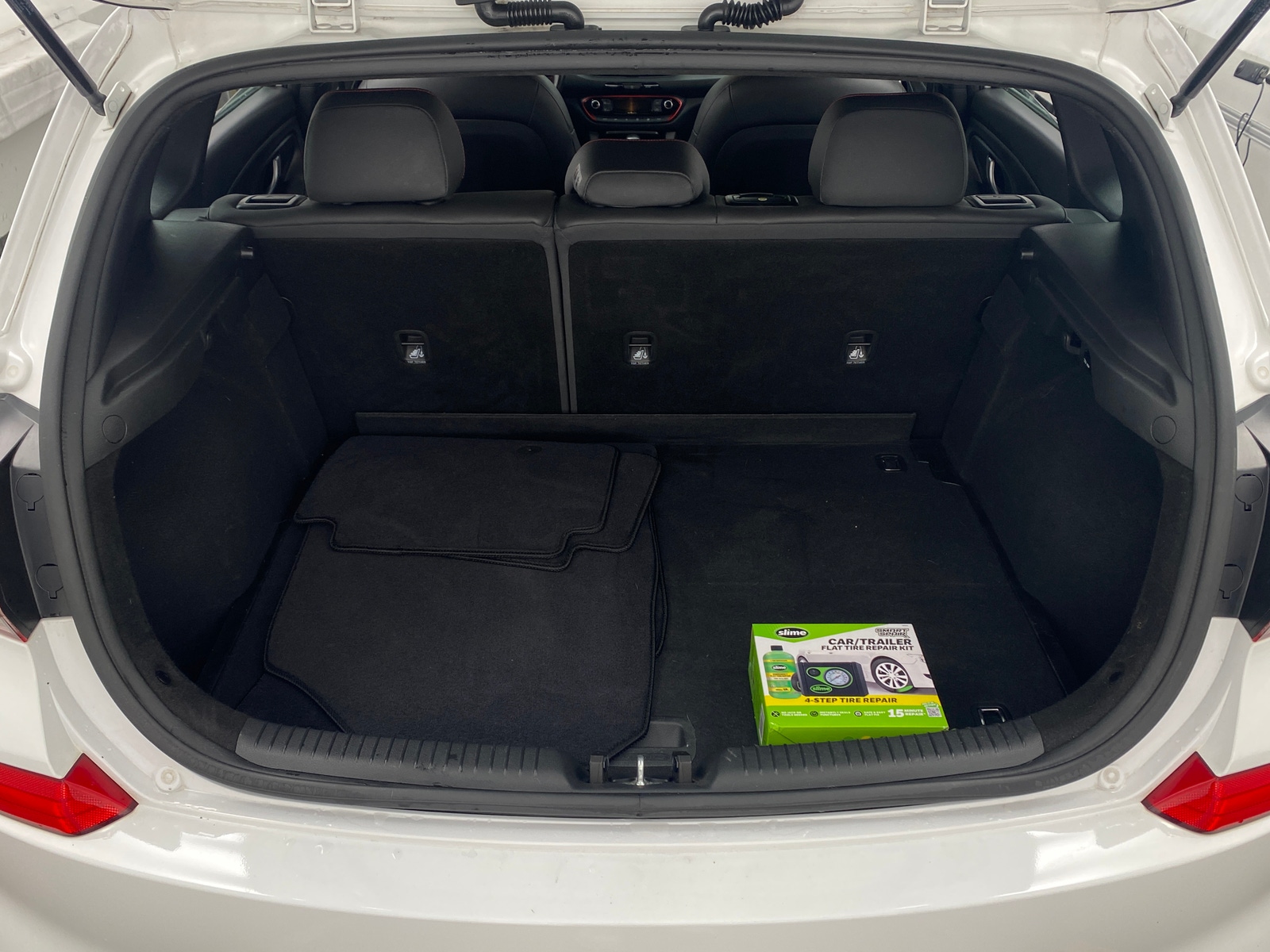 Thumbnail: 2018 Hyundai Elantra - 6