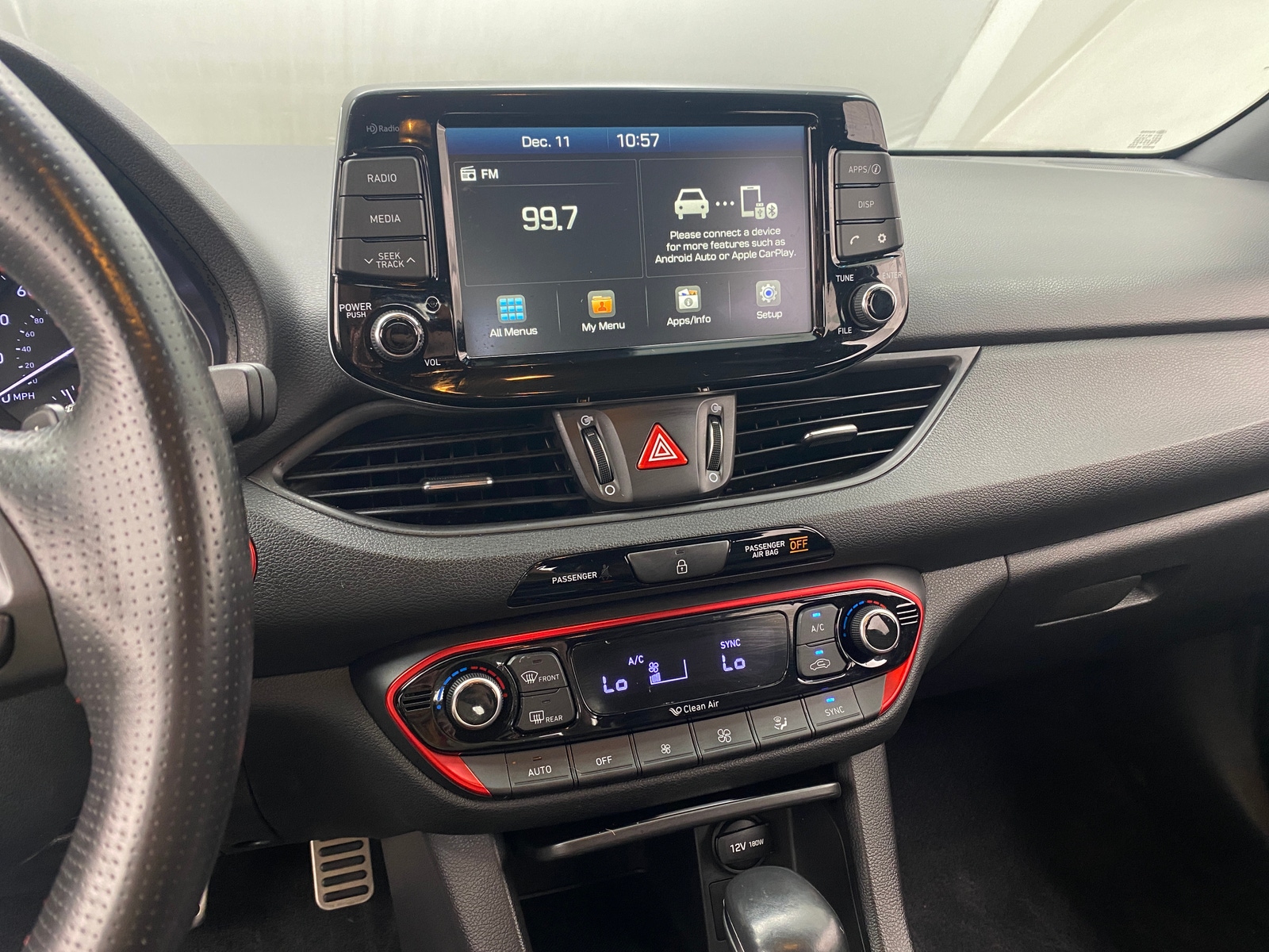 Thumbnail: 2018 Hyundai Elantra - 3