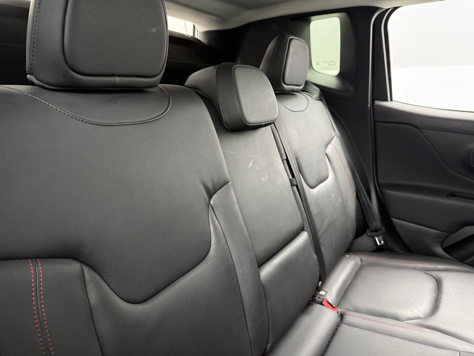 Thumbnail: 2021 Jeep Renegade - 5