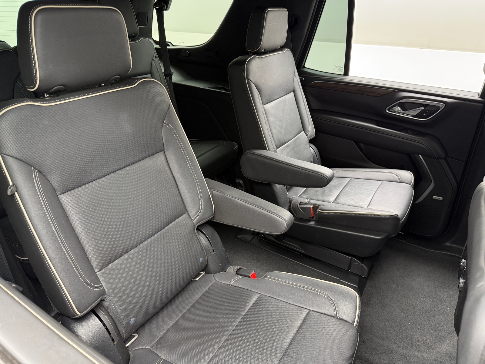 Thumbnail: 2021 Chevrolet Tahoe - 5