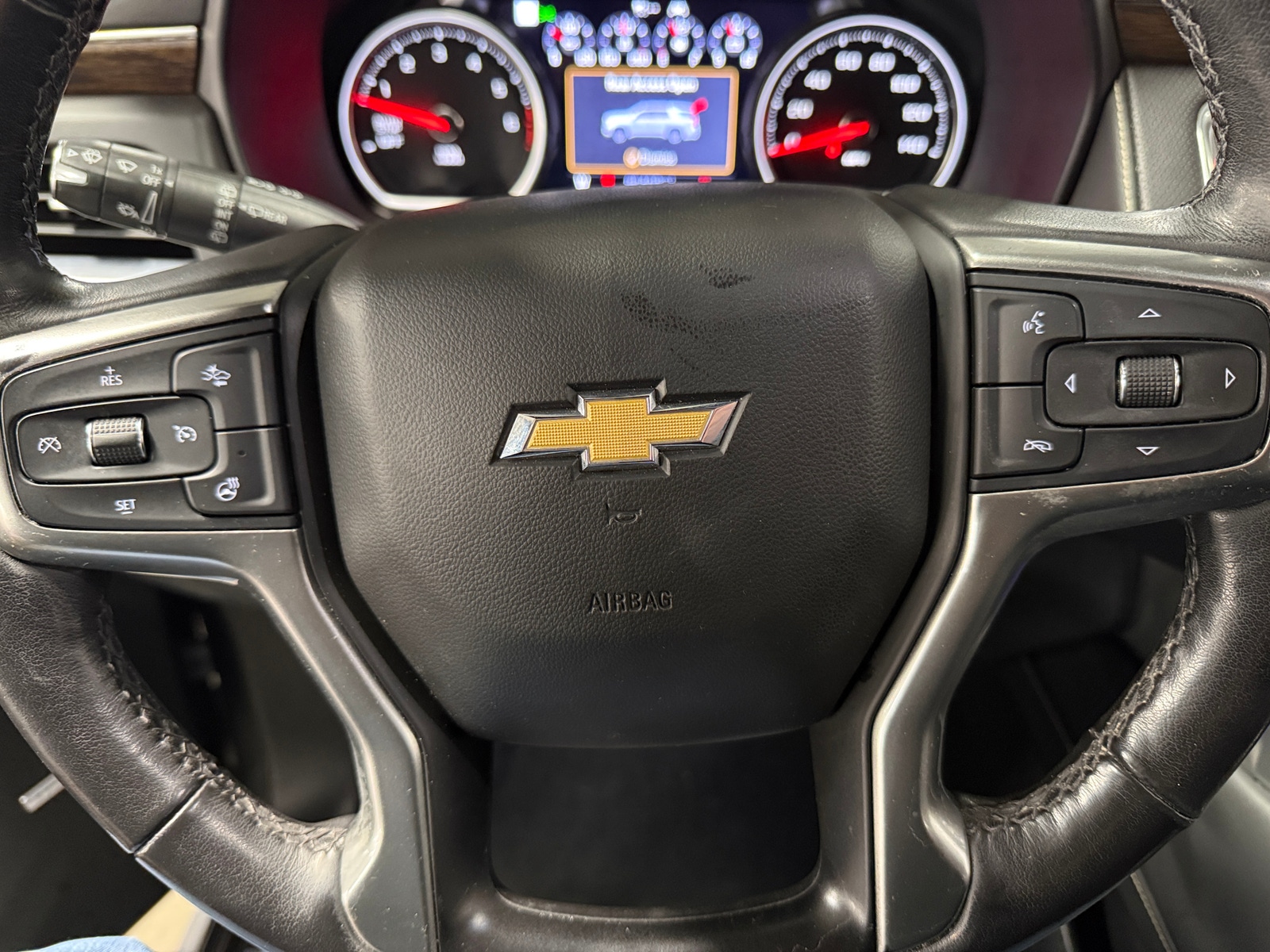 Thumbnail: 2021 Chevrolet Tahoe - 4