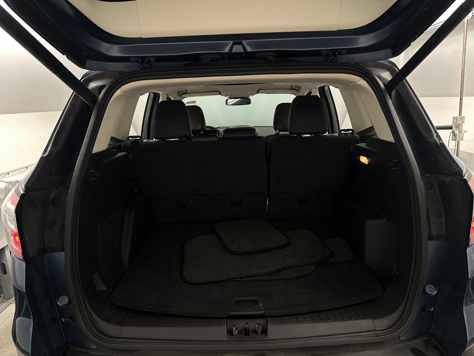 Thumbnail: 2018 Ford Escape - 6