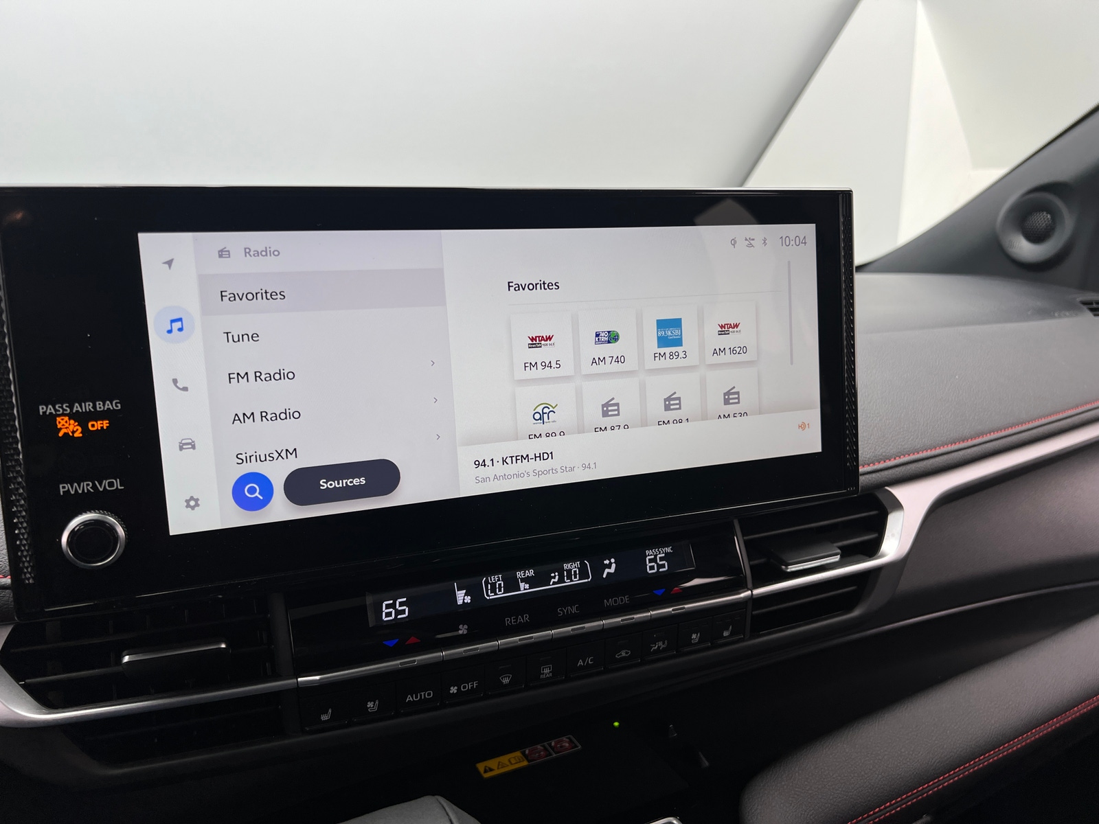 Thumbnail: 2025 Toyota Sienna - 3