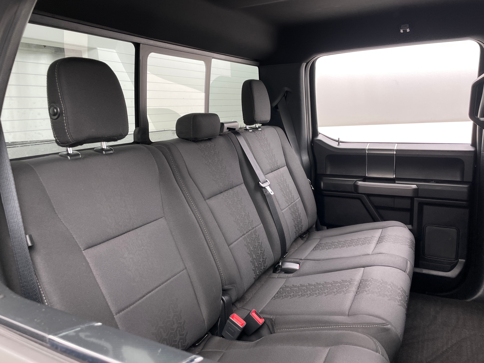 Thumbnail: 2019 Ford Econoline - 6