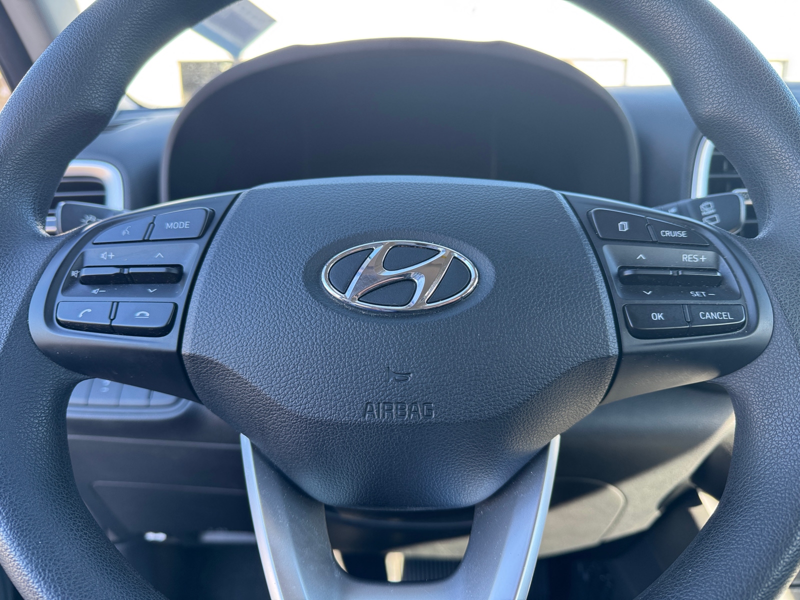 Thumbnail: 2022 Hyundai Venue - 5