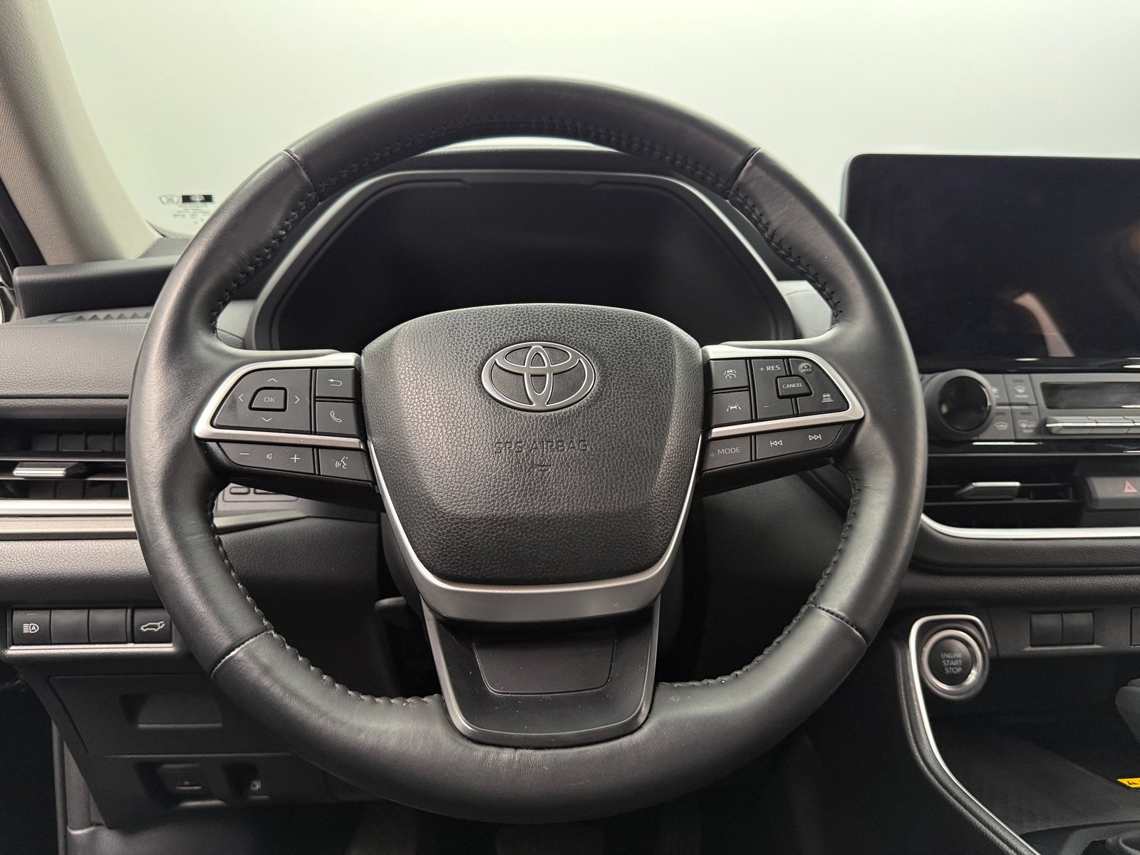 Thumbnail: 2024 Toyota Grand Highlander - 4