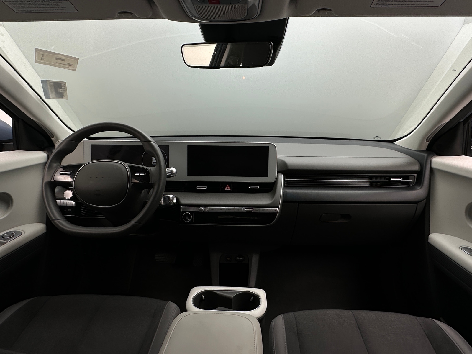 Thumbnail: 2024 Hyundai Ioniq 5 - 3