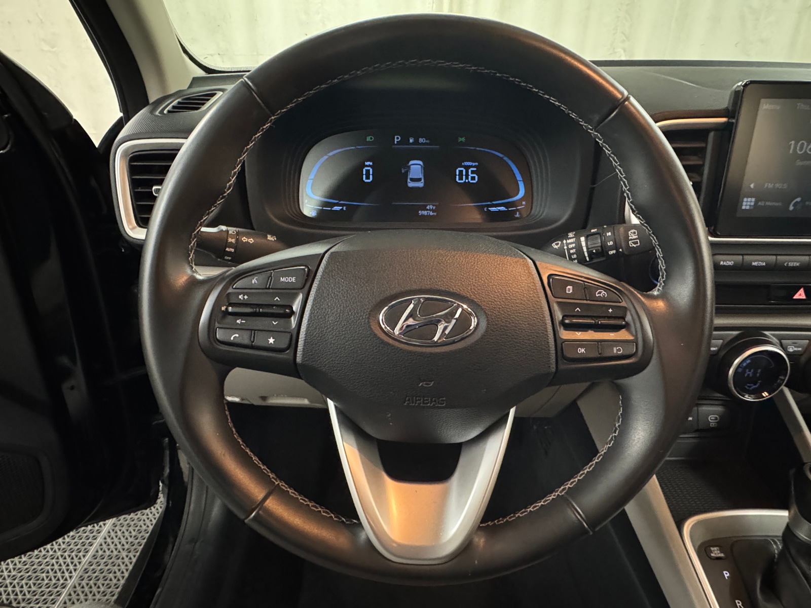 Thumbnail: 2023 Hyundai Venue - 5