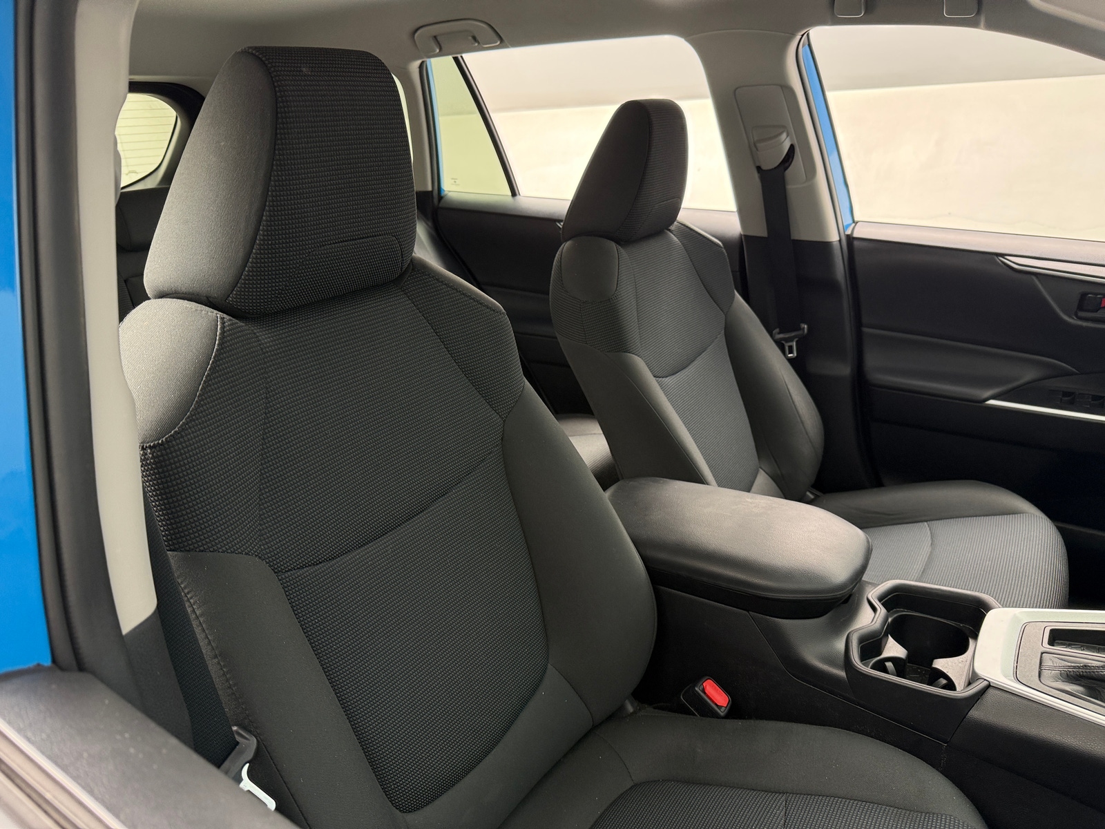 Thumbnail: 2020 Toyota RAV4 - 2