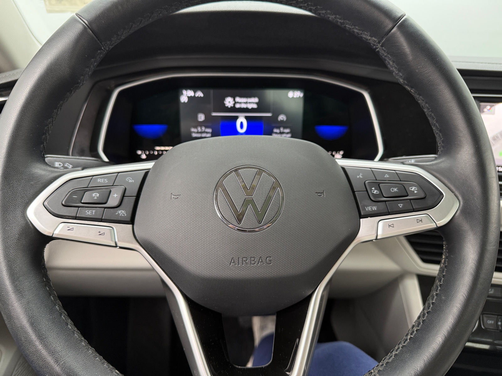 Thumbnail: 2022 Volkswagen Jetta - 4