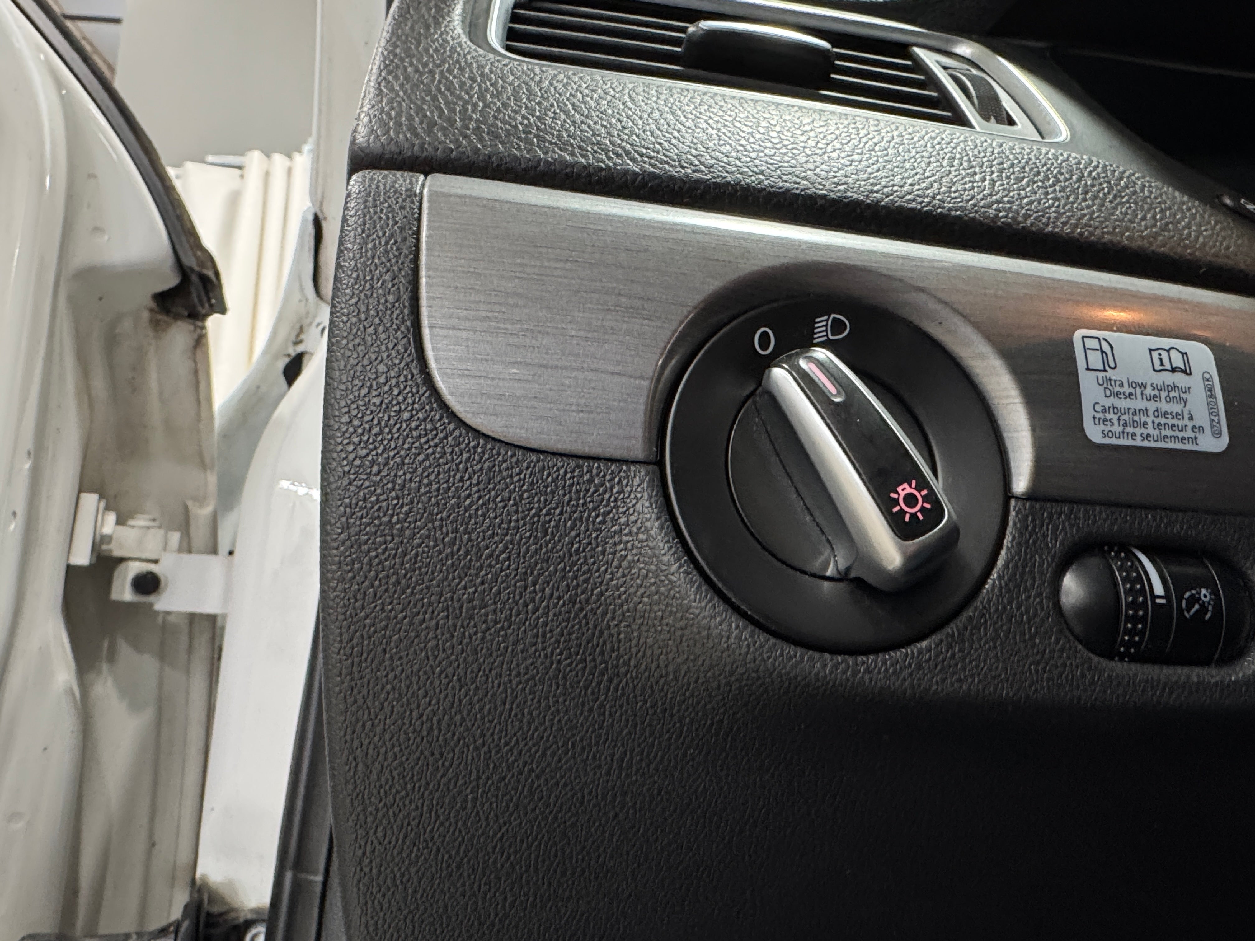 Used 2014 Volkswagen Jetta TDI with VIN 3VWLL7AJ4EM351399 for sale in Oak Creek, WI