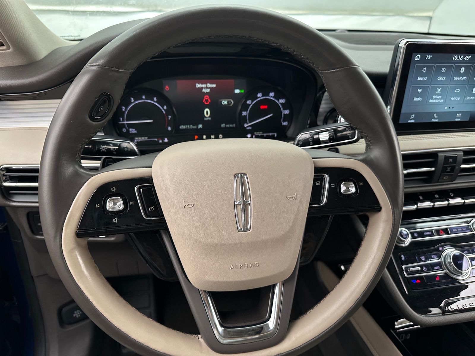 Thumbnail: 2020 Lincoln Corsair - 4