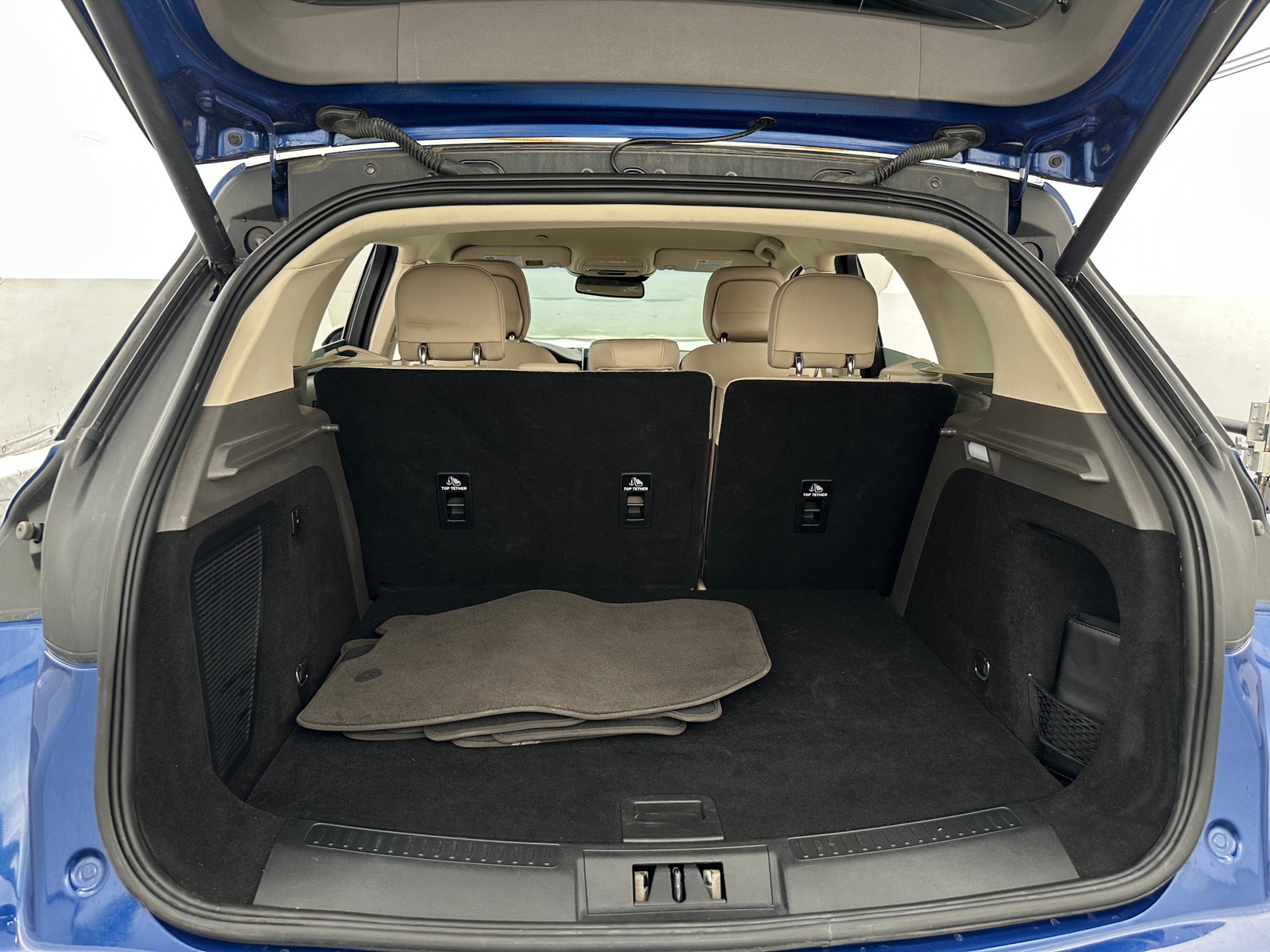 Thumbnail: 2020 Lincoln Corsair - 6