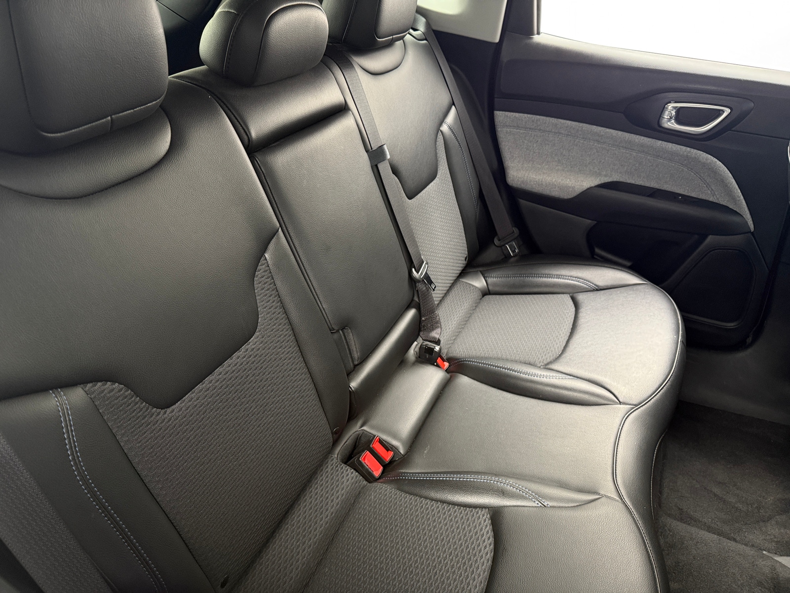 Thumbnail: 2022 Jeep Compass - 5