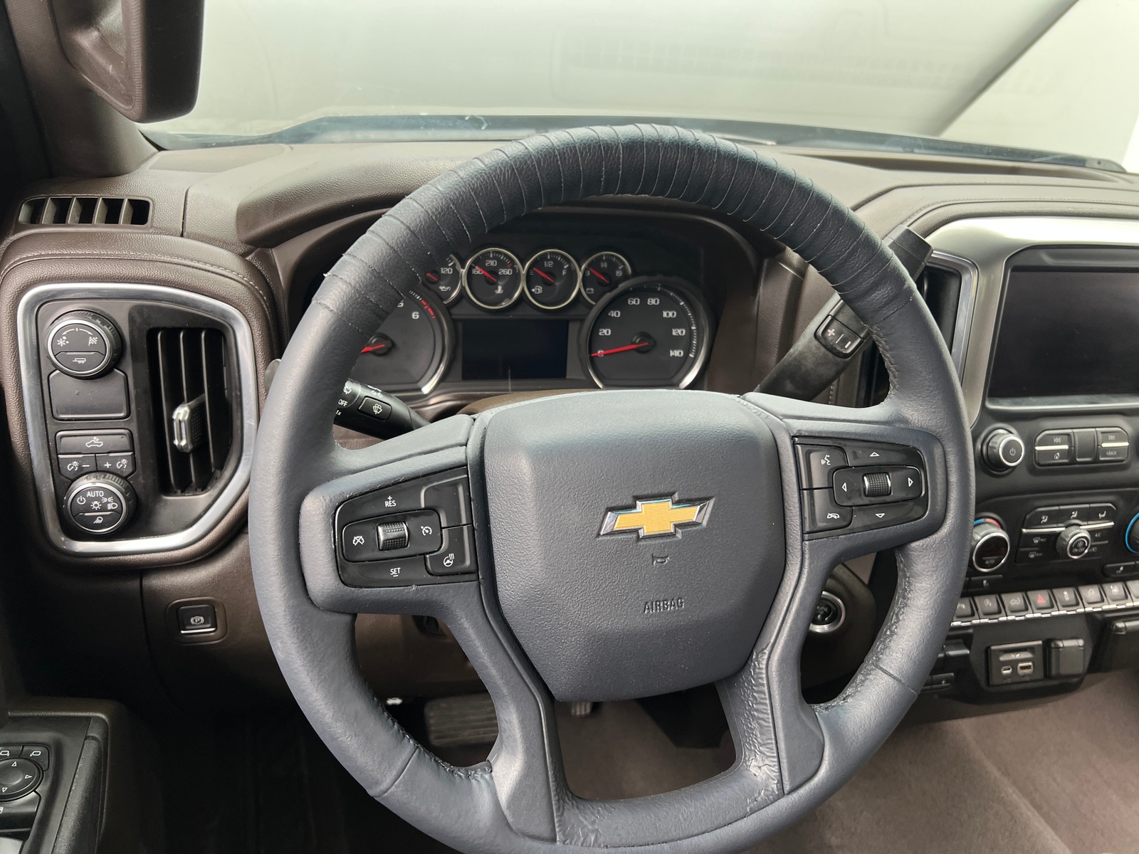 Thumbnail: 2019 Chevrolet Silverado 1500 - 4