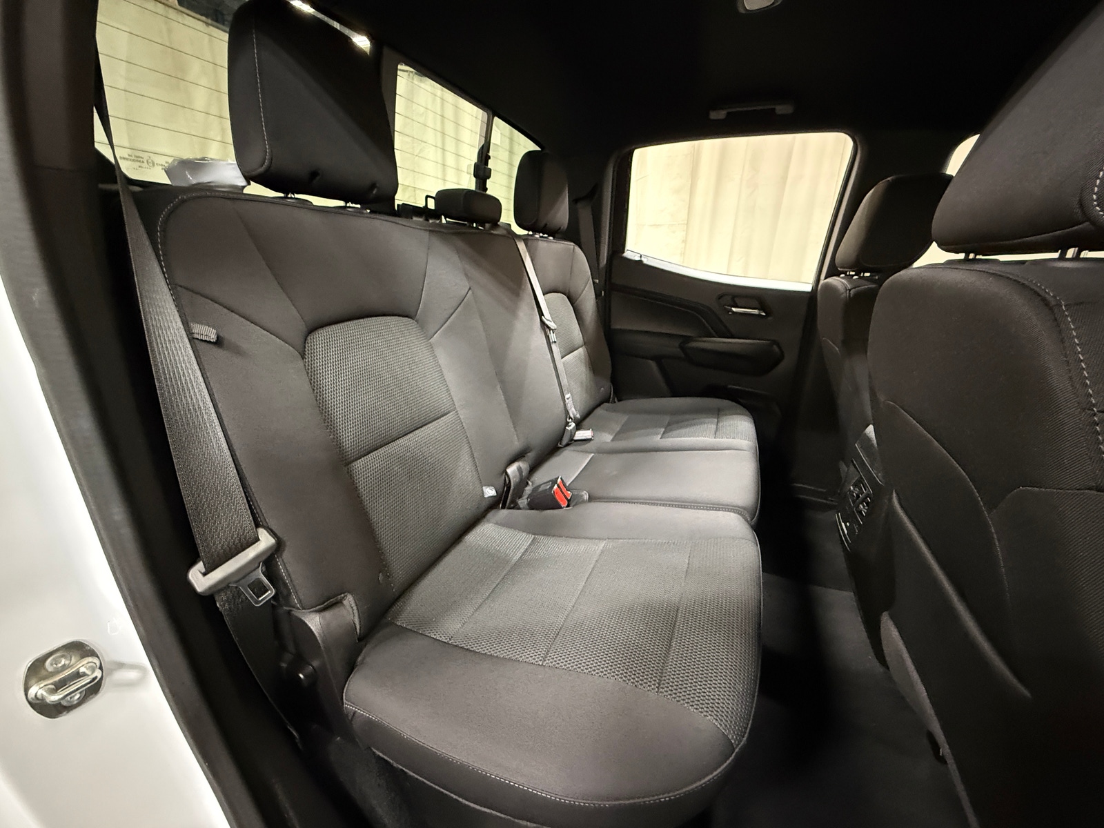 Thumbnail: 2024 Chevrolet Colorado - 6