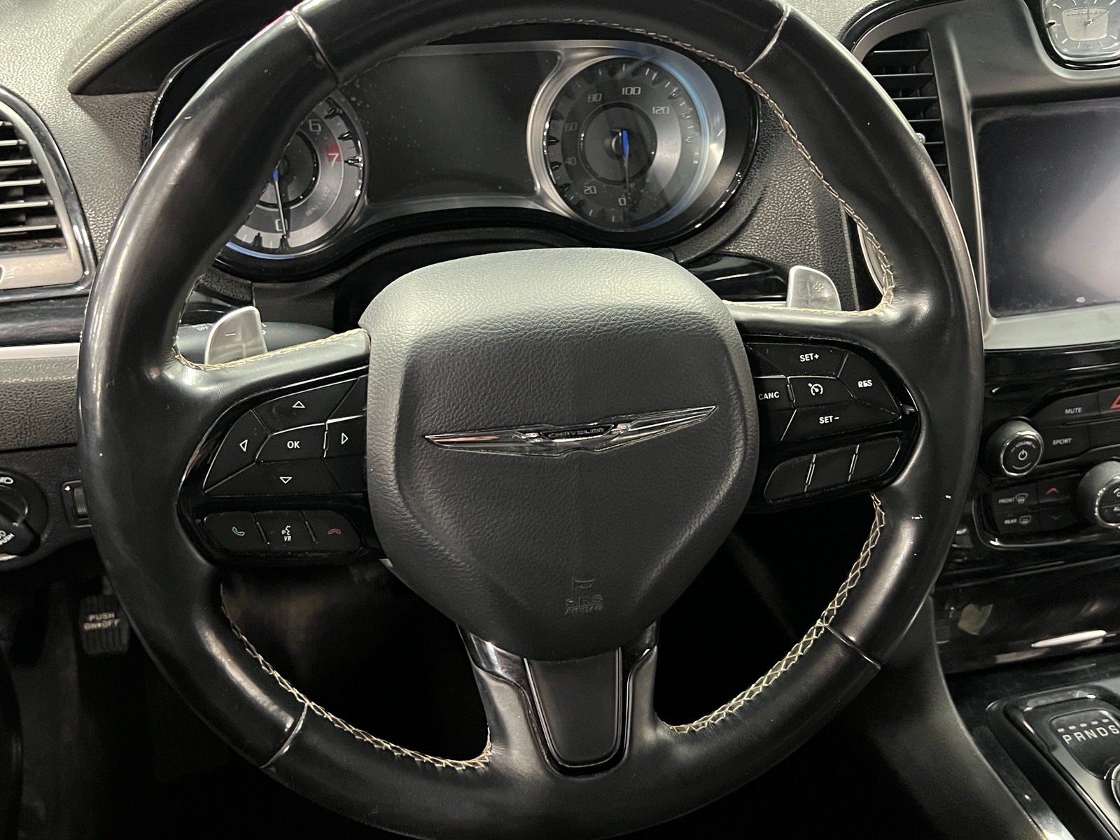 Thumbnail: 2019 Chrysler 300 - 4