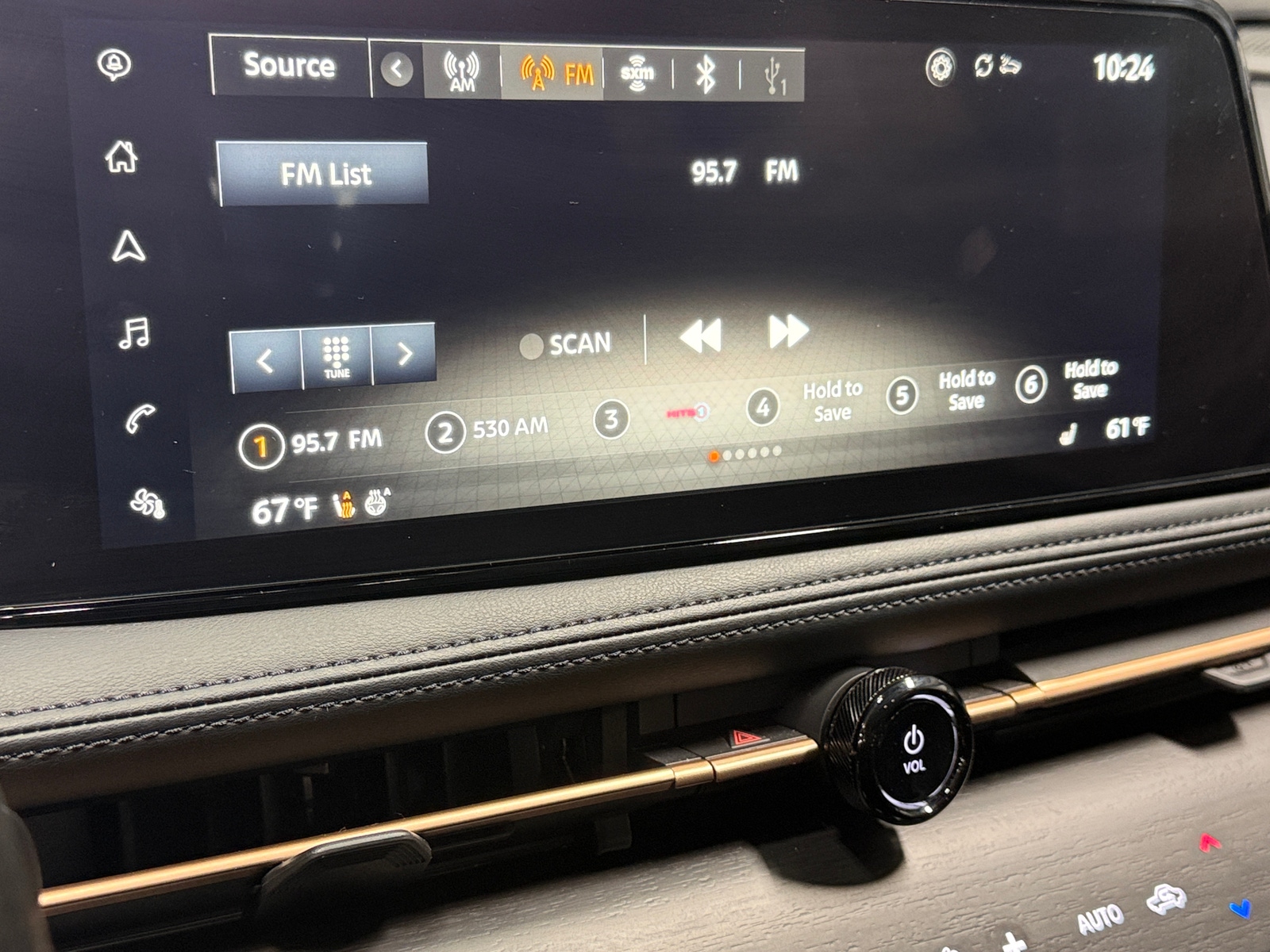 Thumbnail: 2023 Nissan Ariya - 3