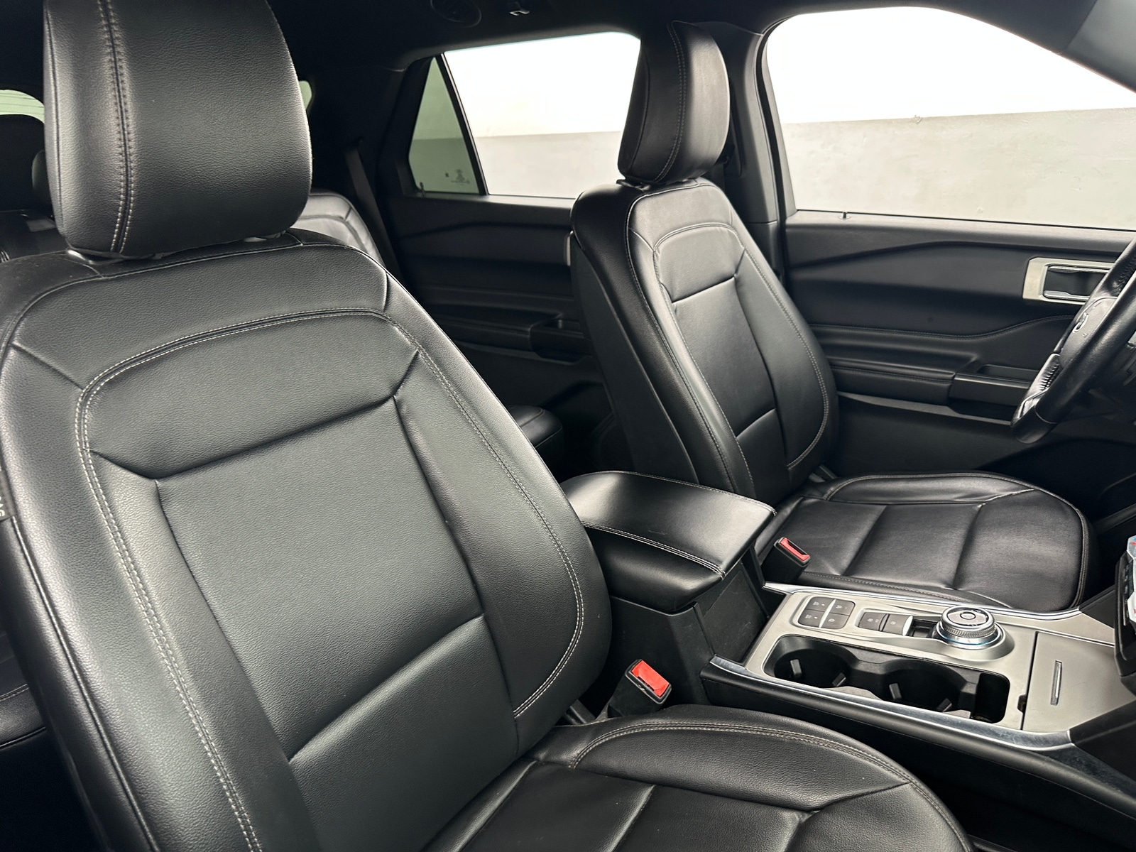 Thumbnail: 2020 Ford Explorer - 2