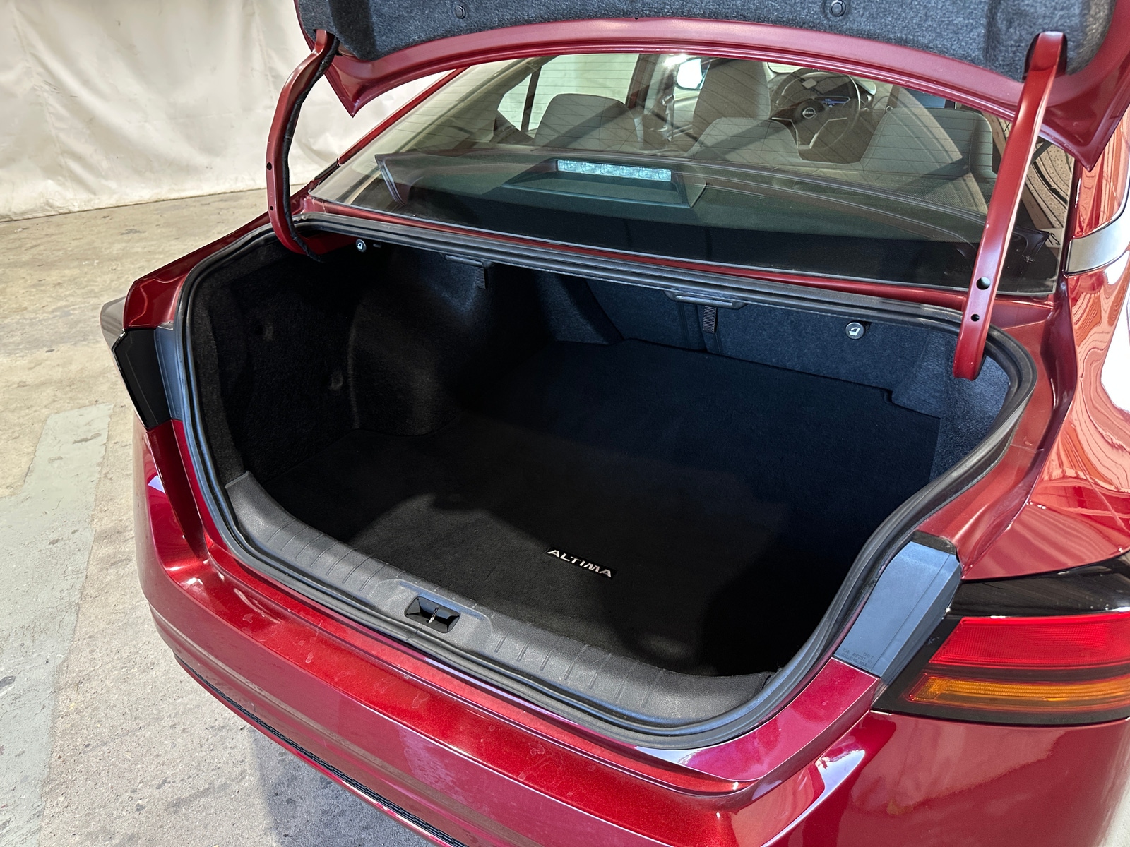 Thumbnail: 2024 Nissan Altima - 7