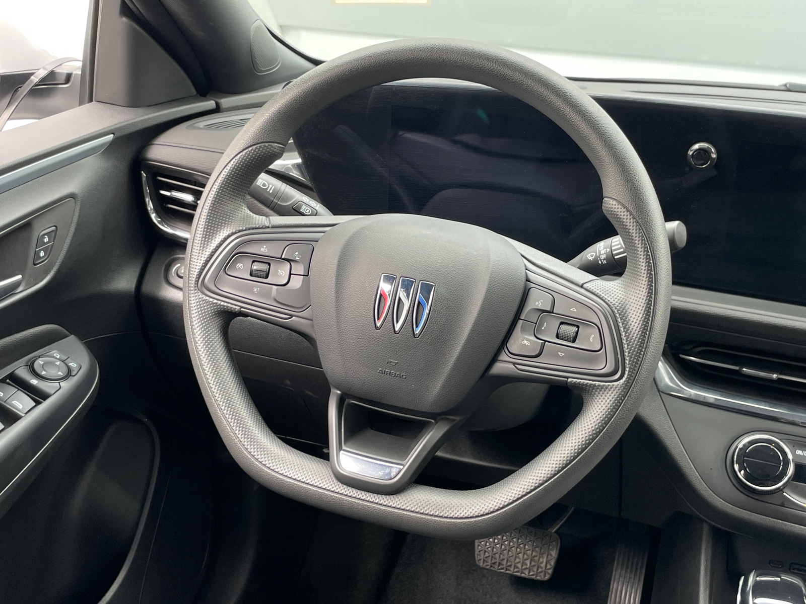 Thumbnail: 2025 Buick Envista - 4