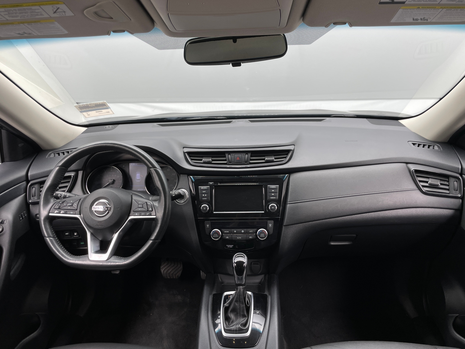 Thumbnail: 2018 Nissan Rogue - 3