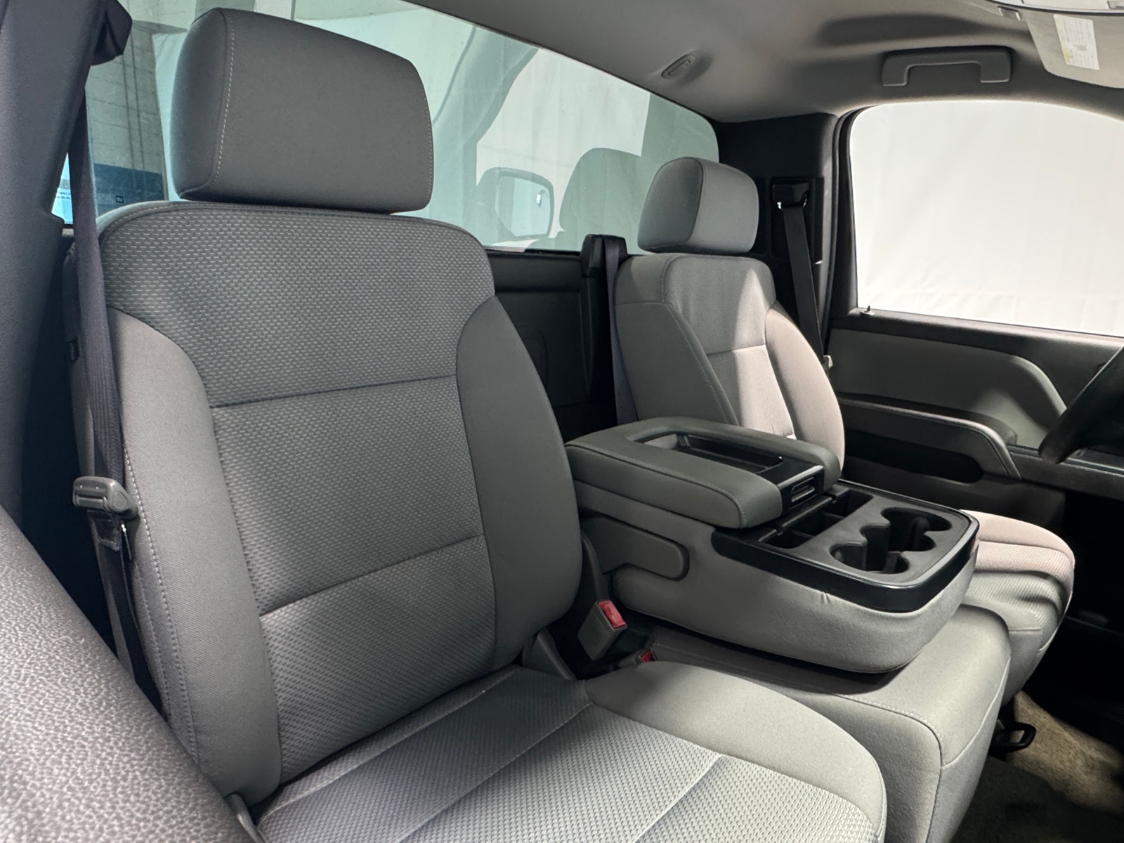 Thumbnail: 2017 Chevrolet Silverado 1500 - 2