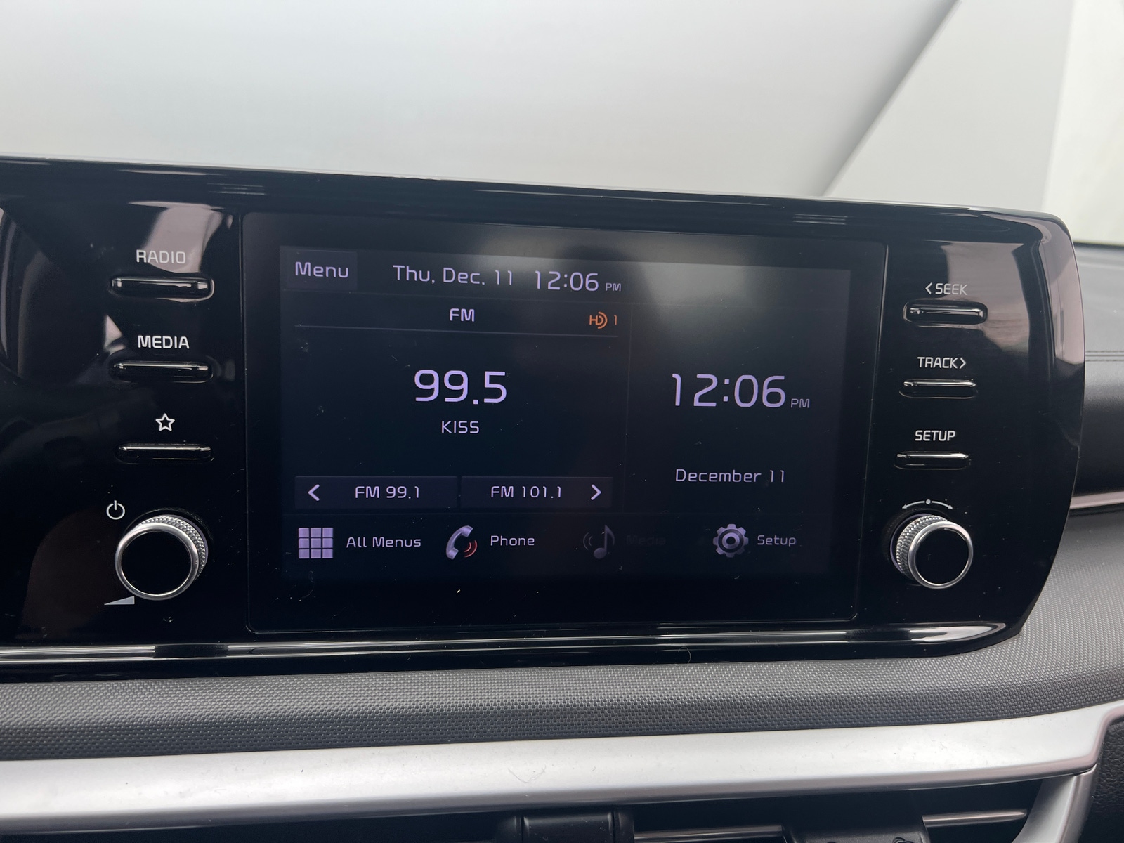 Thumbnail: 2022 Kia K5 - 4