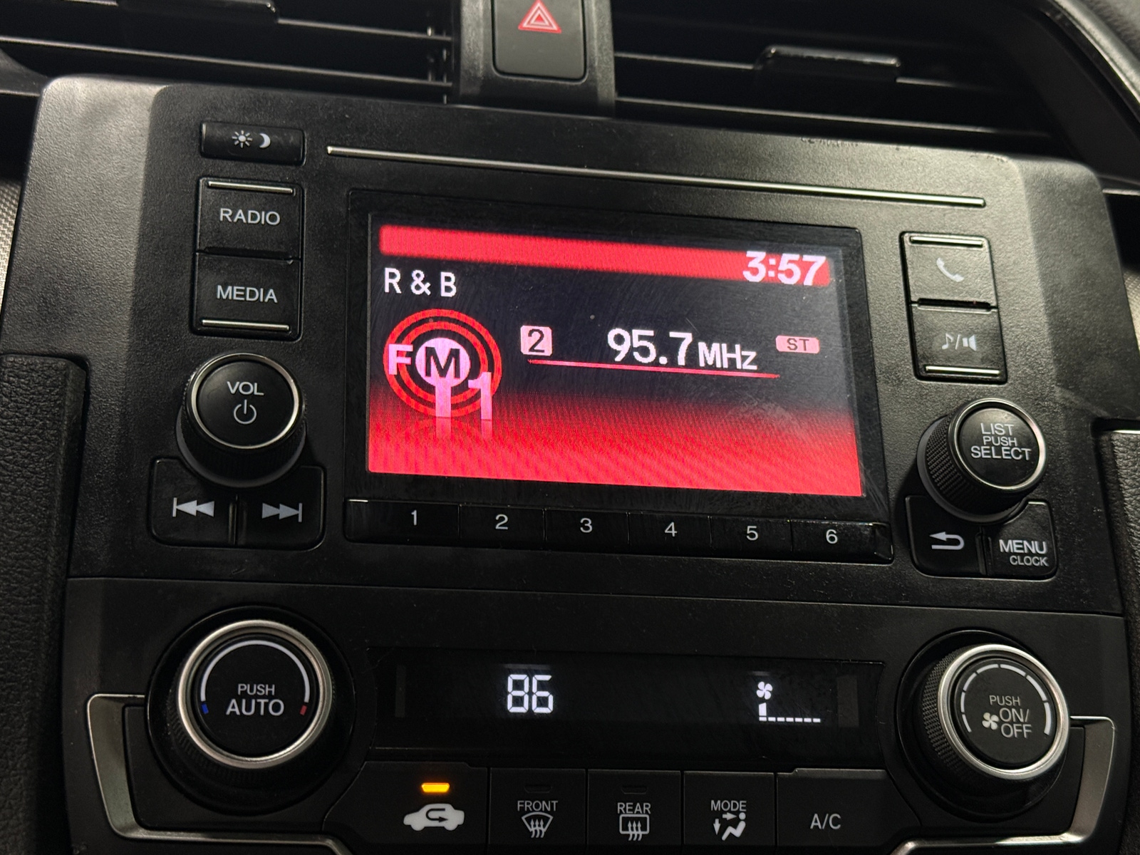 Thumbnail: 2020 Honda Civic - 4