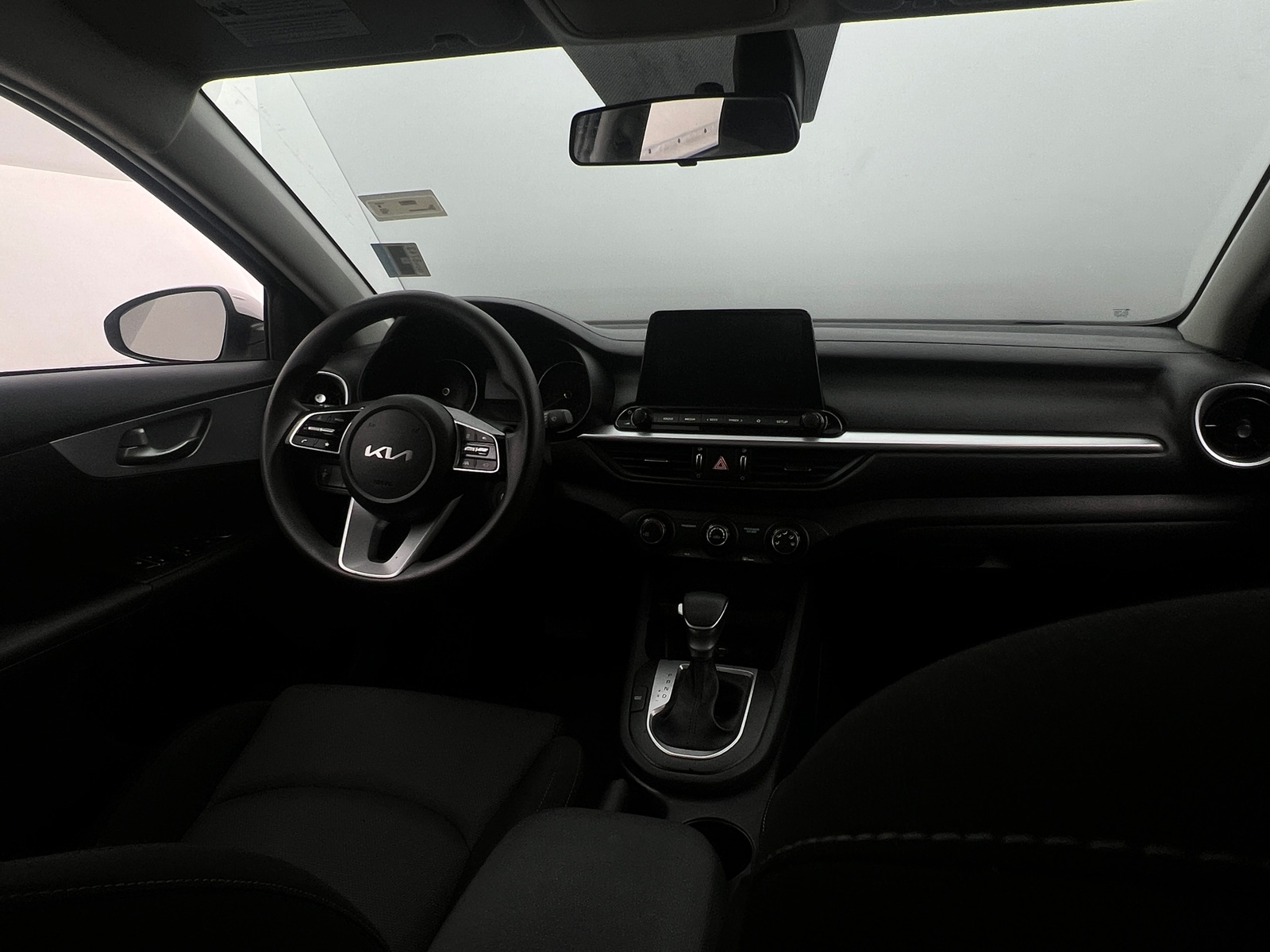 Thumbnail: 2024 Kia Forte - 3