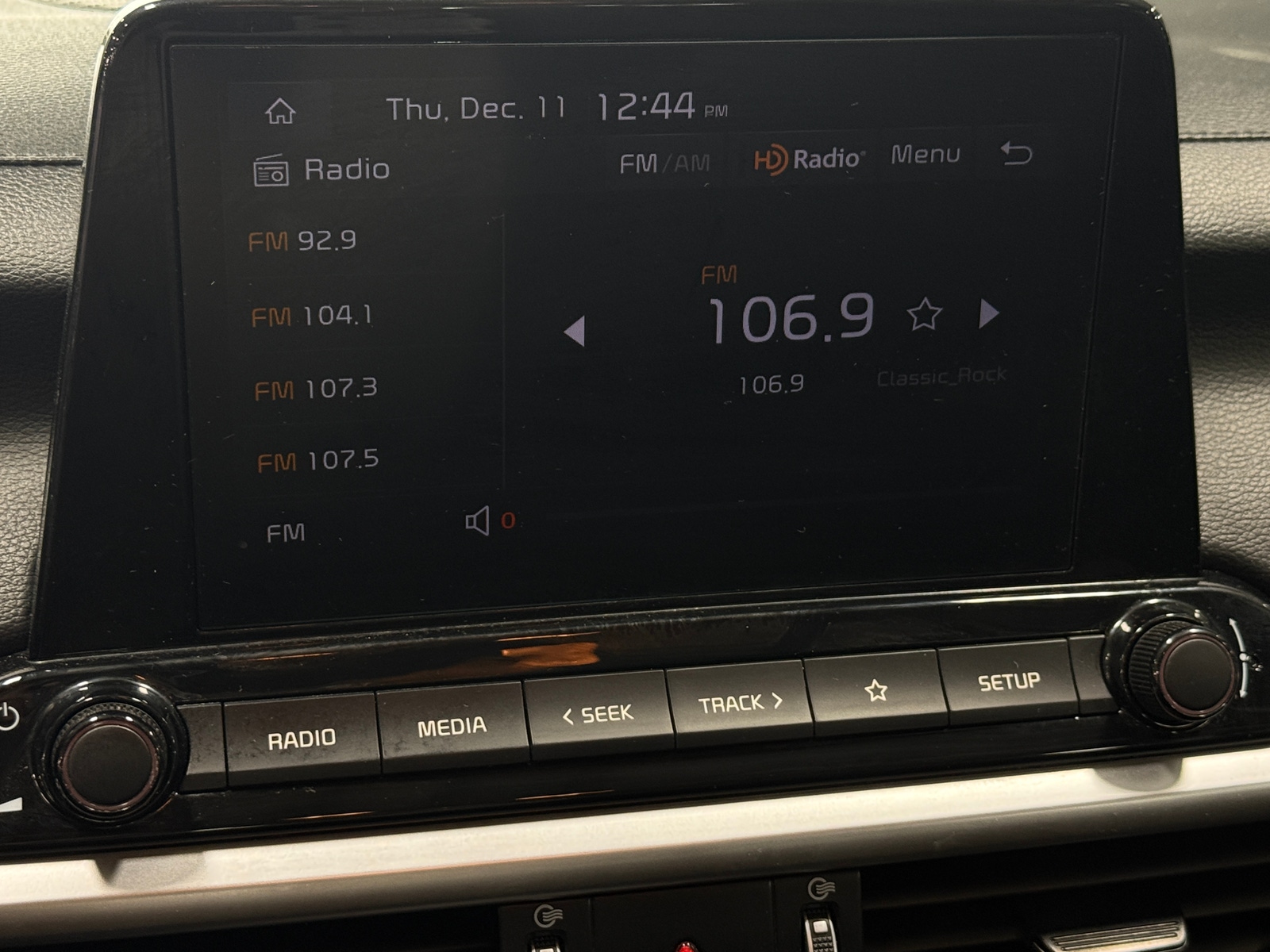 Thumbnail: 2024 Kia Forte - 4