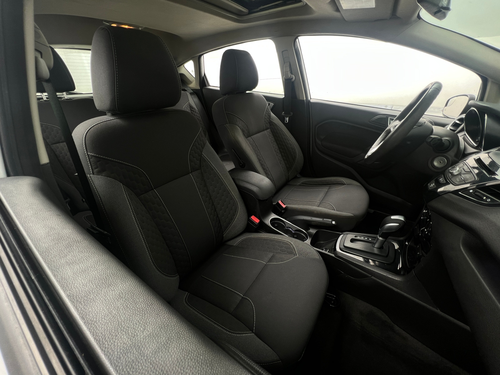 Thumbnail: 2015 Ford Fiesta - 2