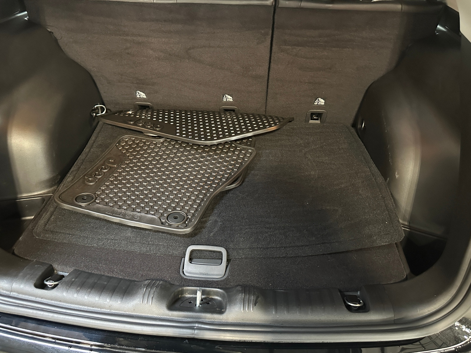 Thumbnail: 2022 Jeep Compass - 7