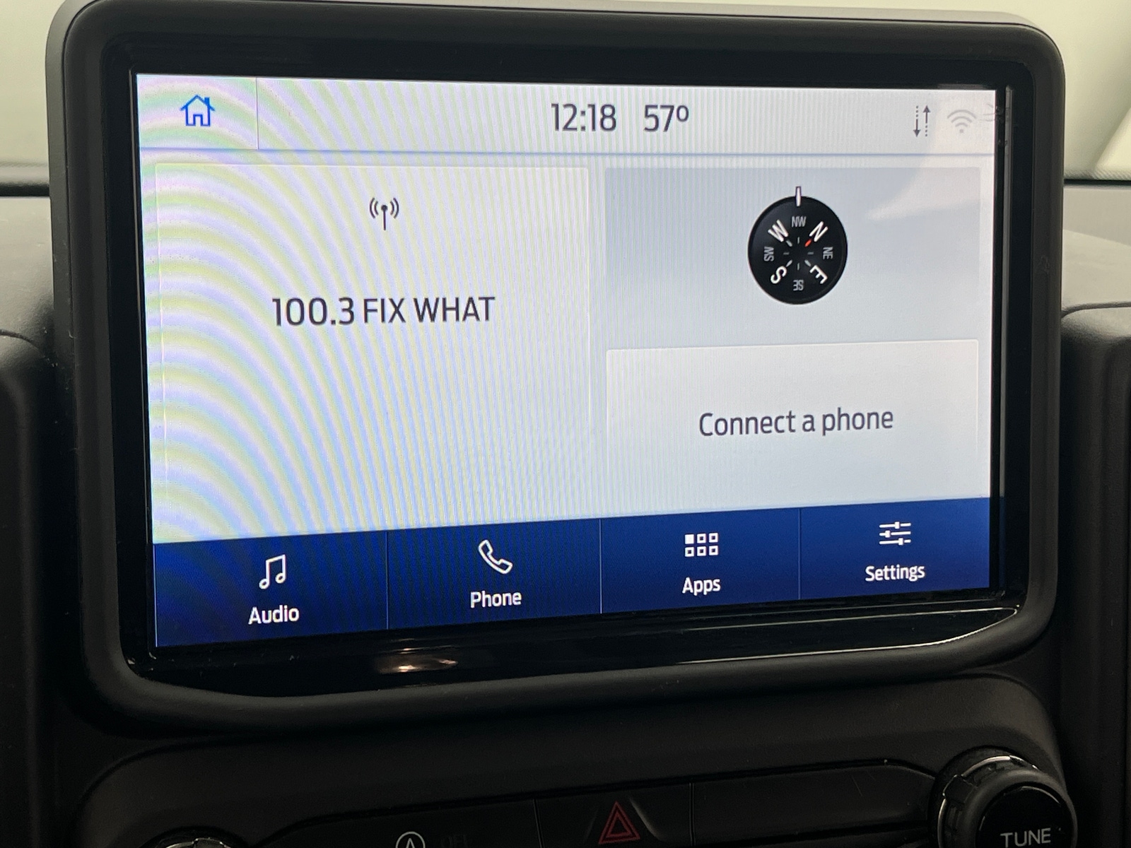 Thumbnail: 2021 Ford Bronco Sport - 4