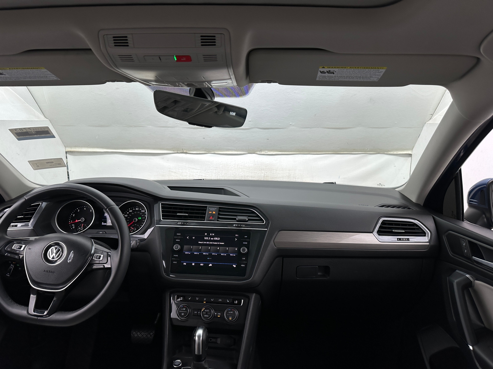 Thumbnail: 2020 Volkswagen Tiguan - 3