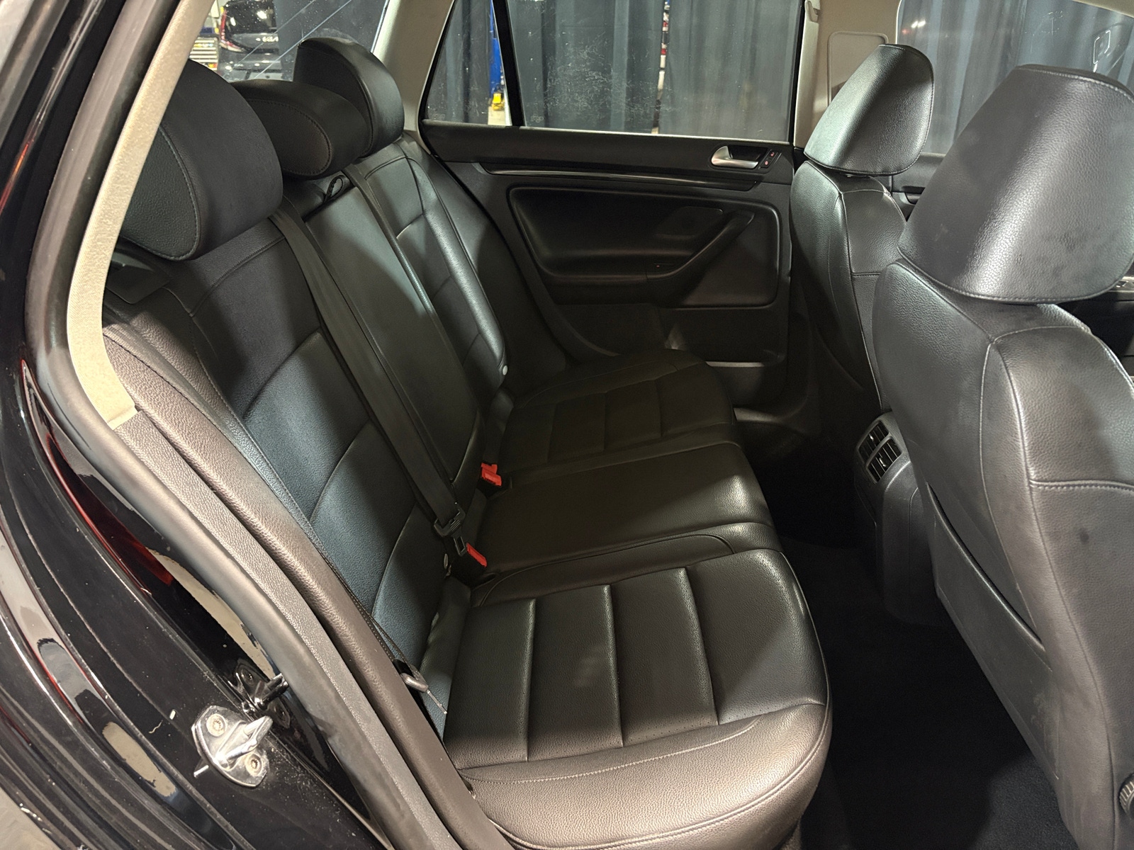 Thumbnail: 2014 Volkswagen Jetta - 5