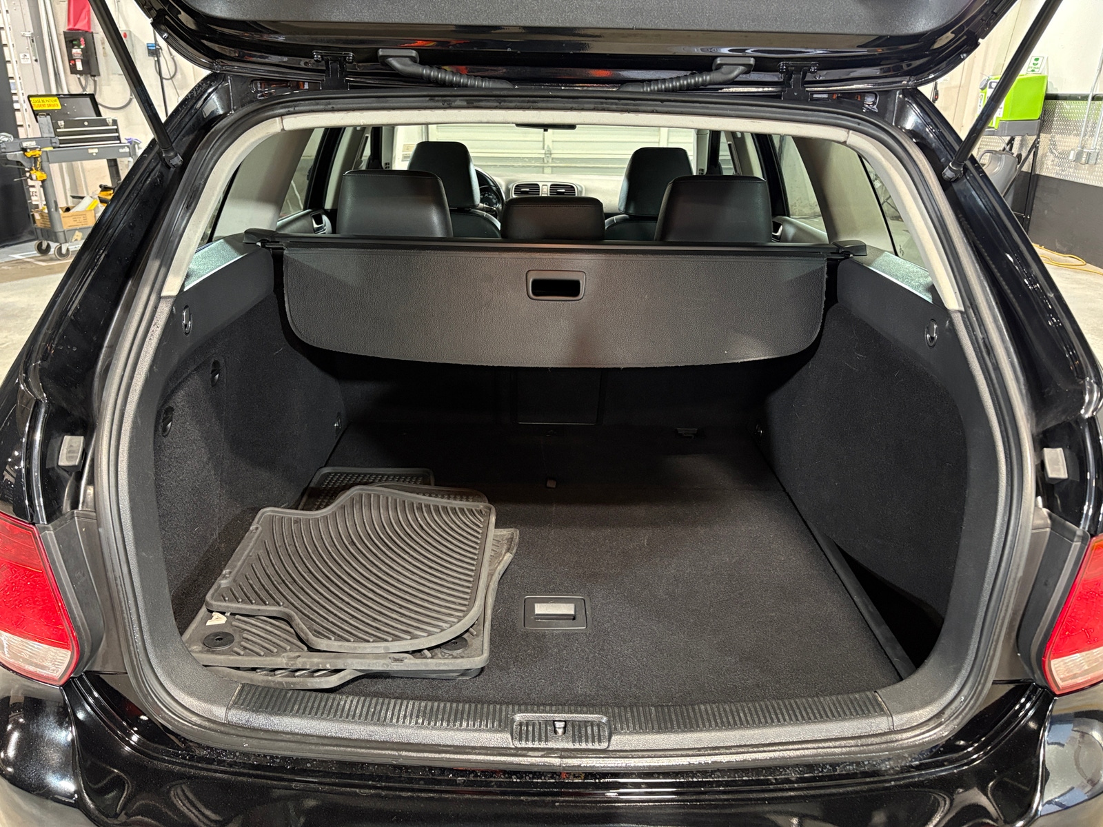 Thumbnail: 2014 Volkswagen Jetta - 6