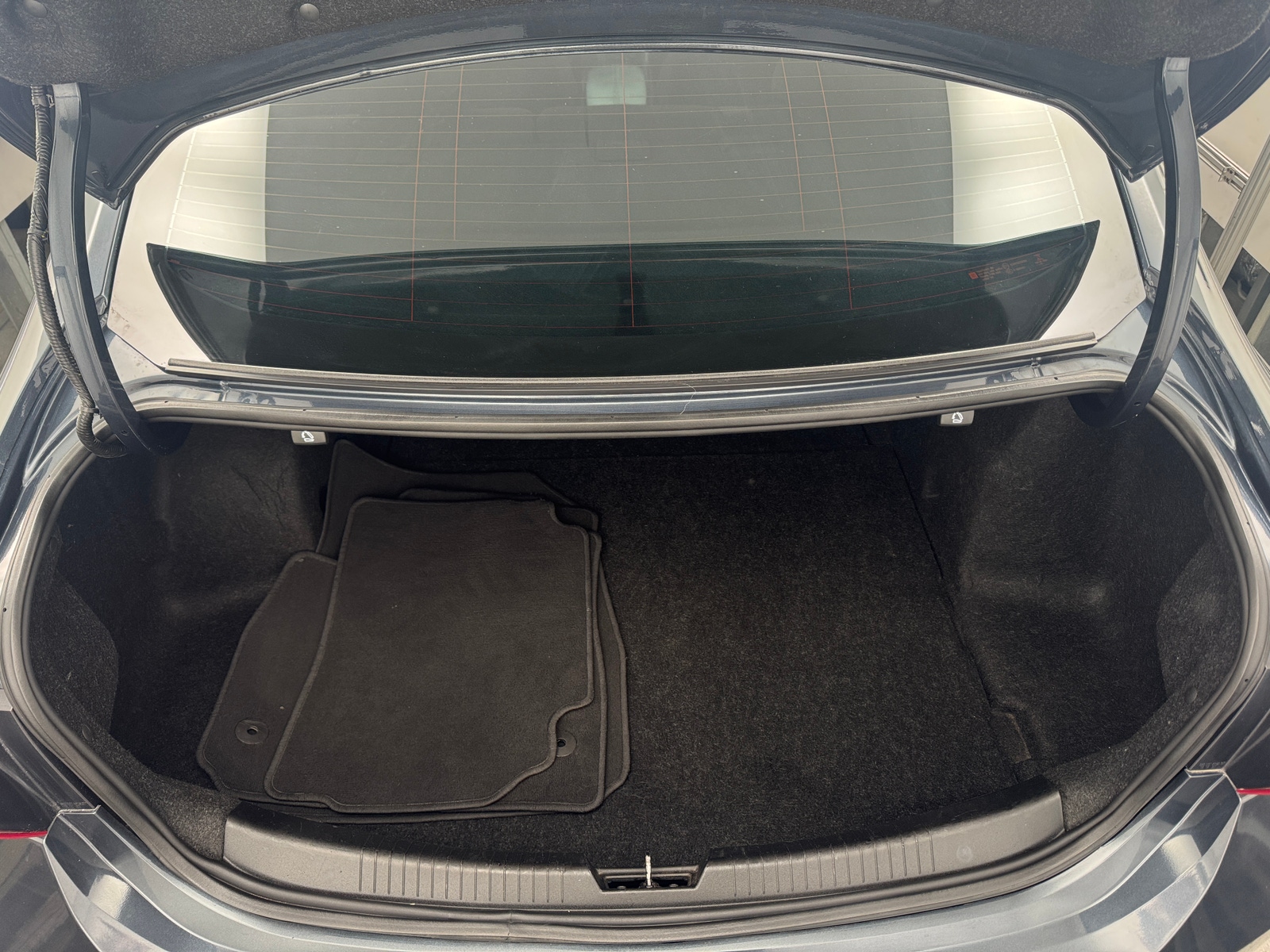 Thumbnail: 2019 Chevrolet Malibu - 7