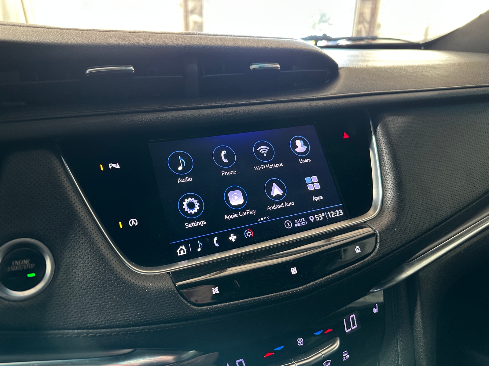 Thumbnail: 2020 Cadillac XT5 - 3