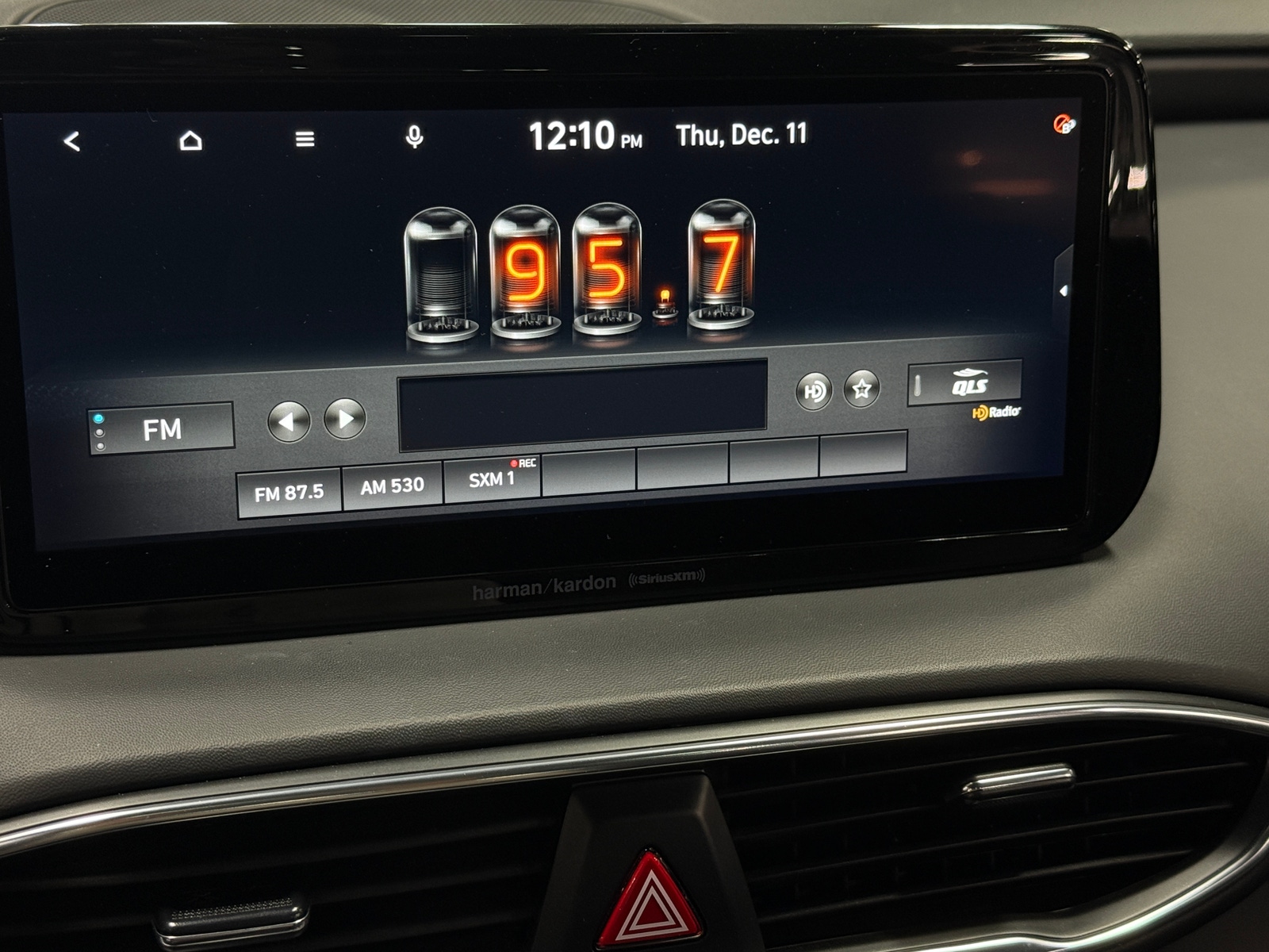 Thumbnail: 2021 Hyundai Santa Fe - 3