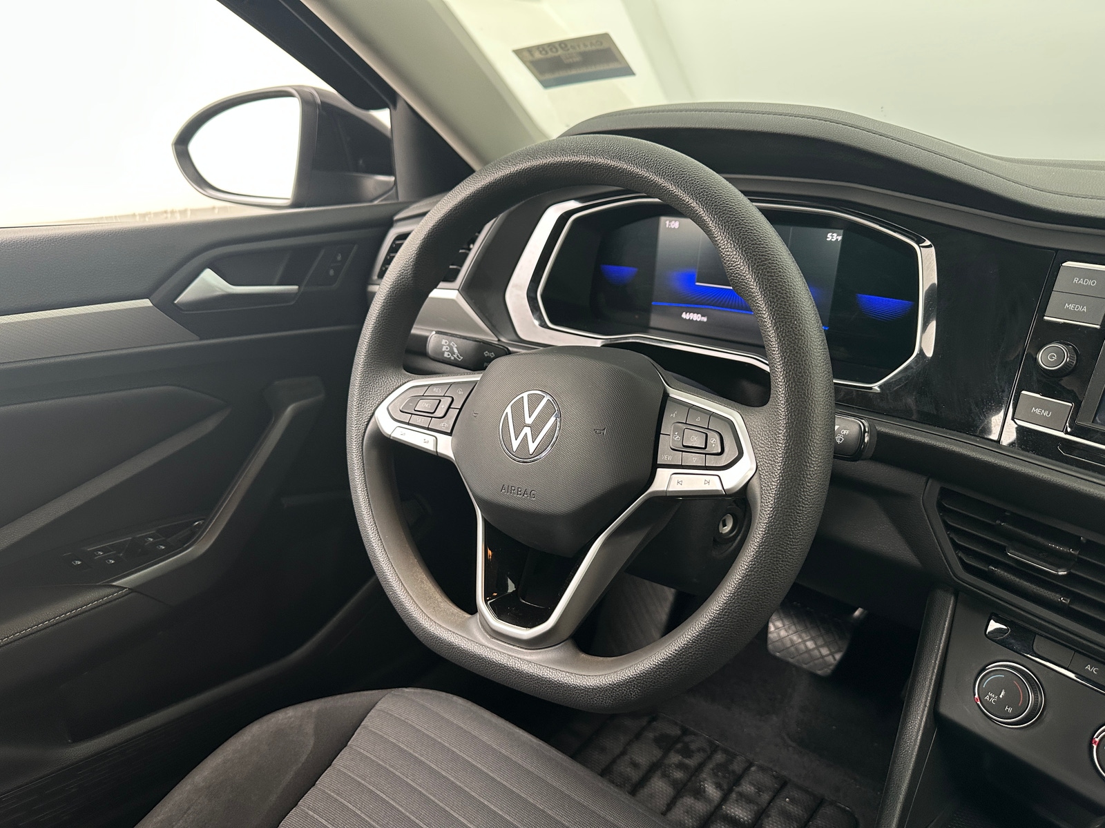 Thumbnail: 2022 Volkswagen Jetta - 5