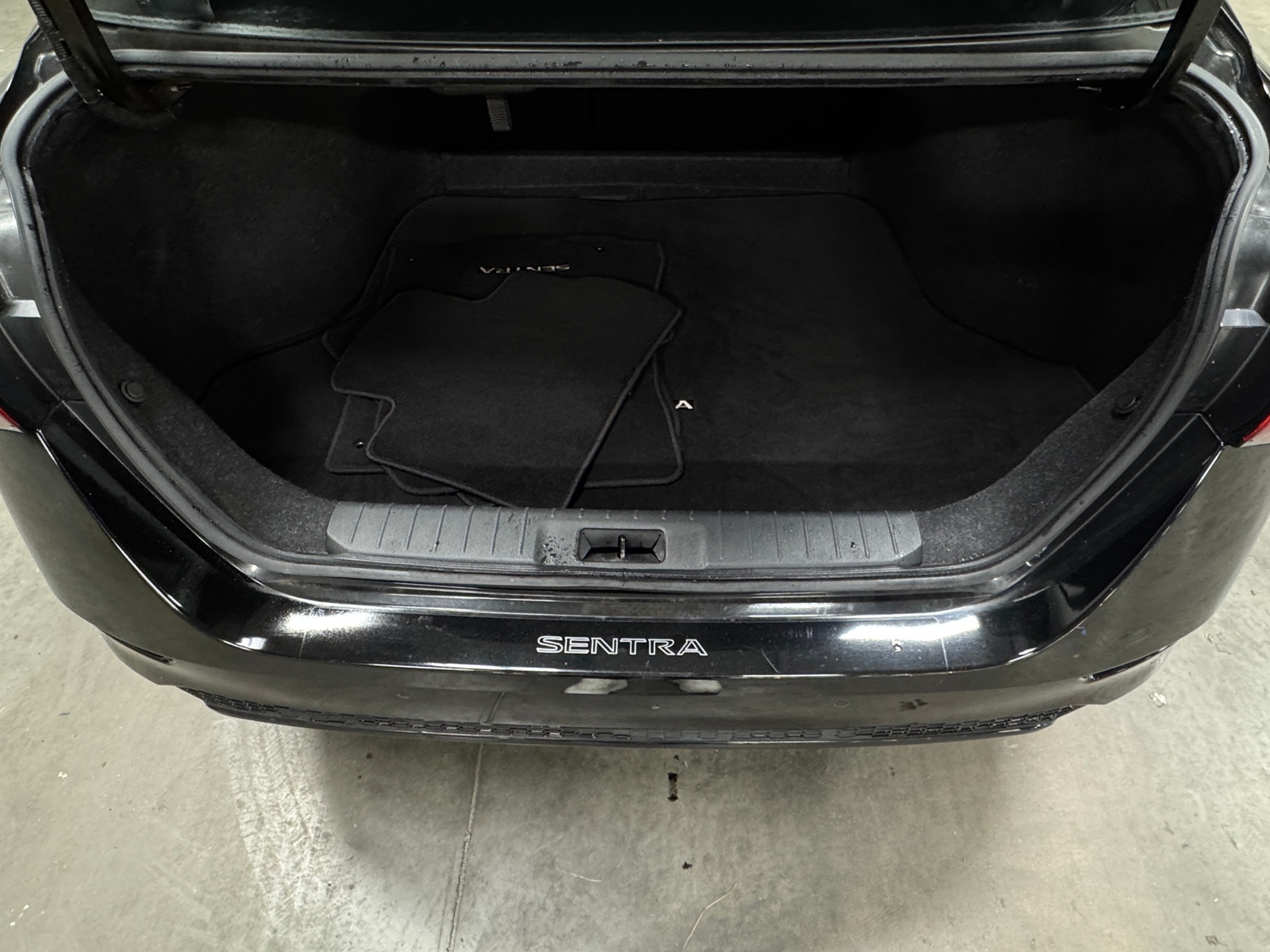 Thumbnail: 2020 Nissan Sentra - 7