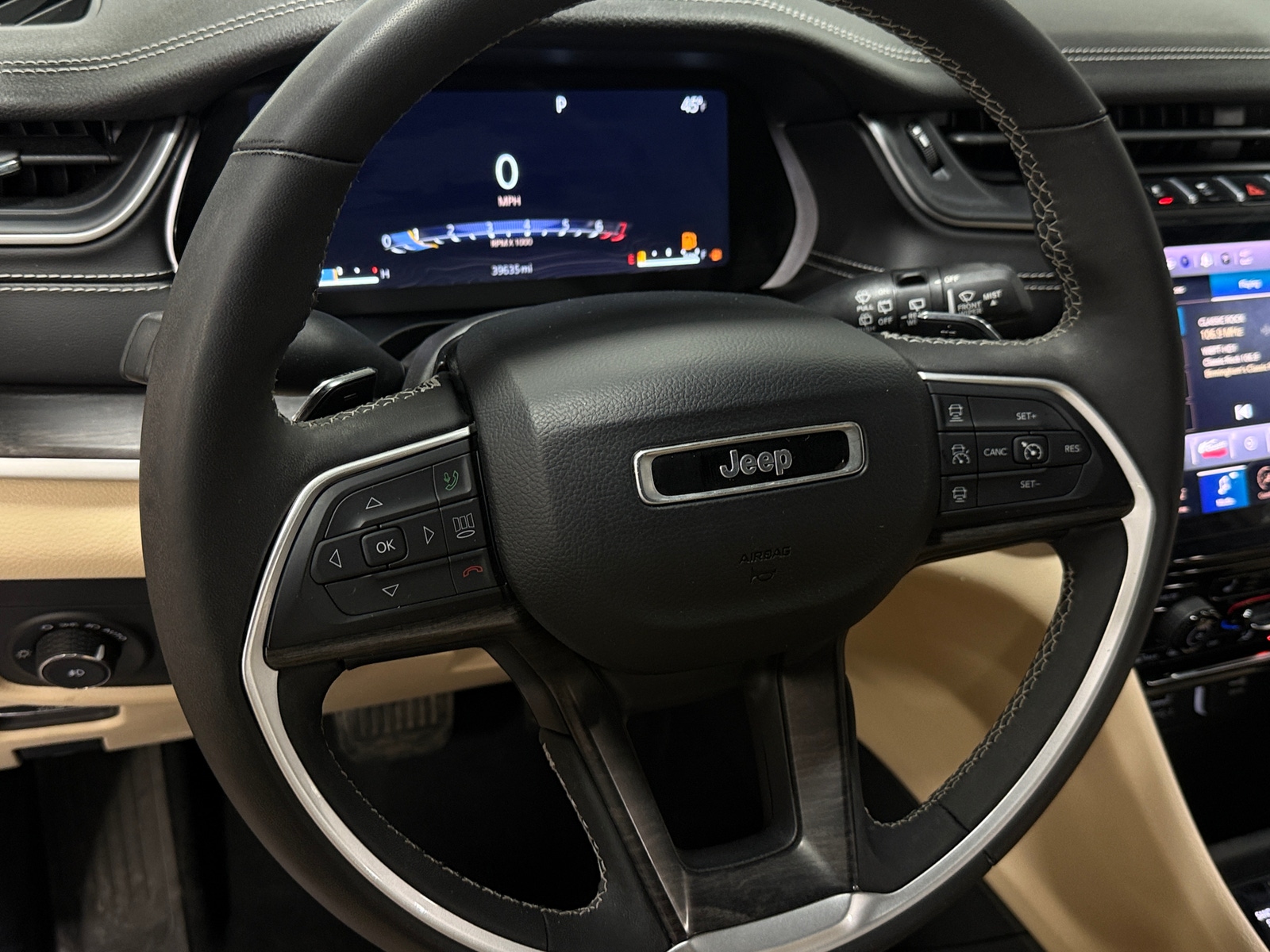 Thumbnail: 2024 Jeep Grand Cherokee - 4