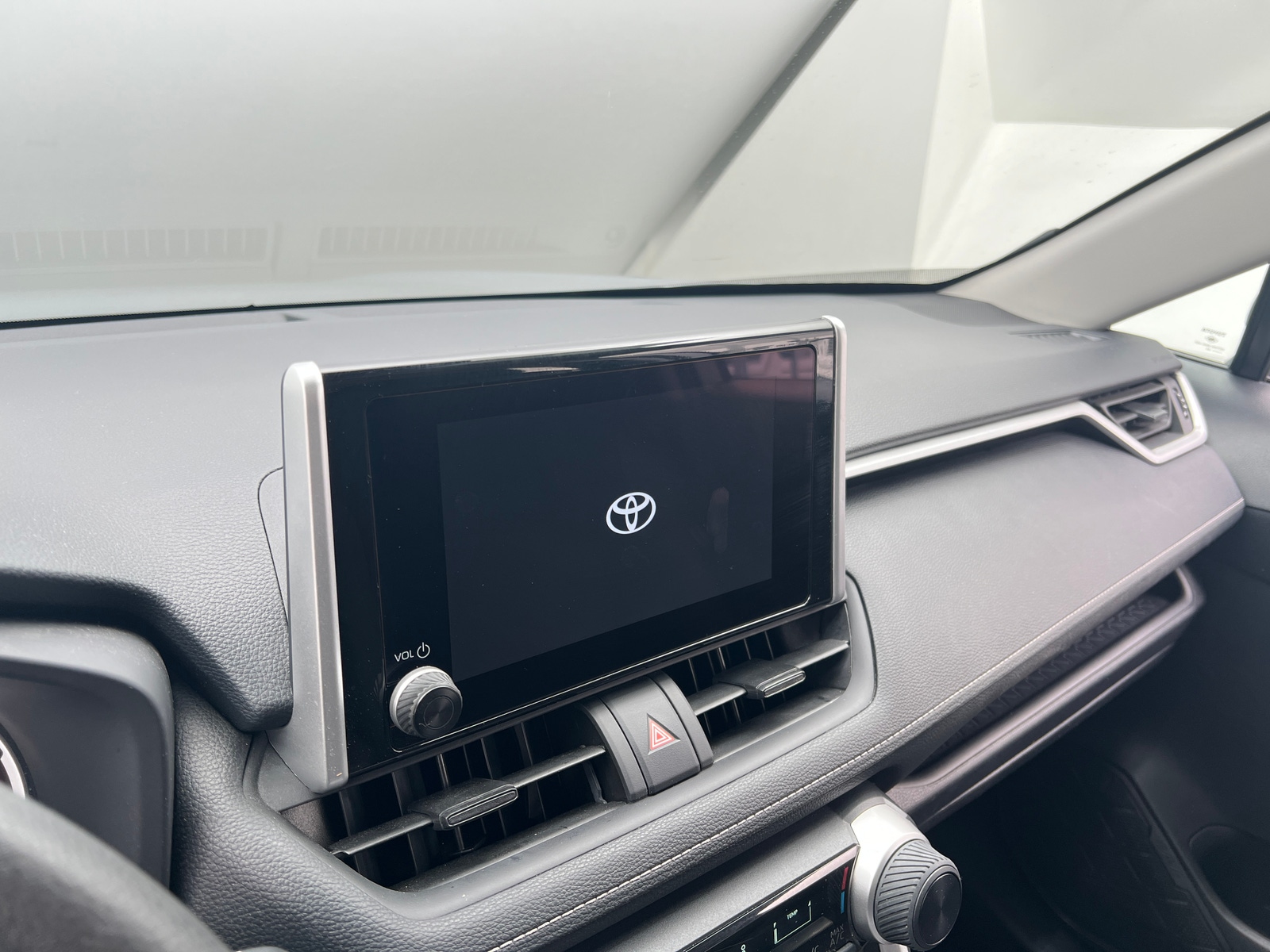 Thumbnail: 2024 Toyota RAV4 - 4