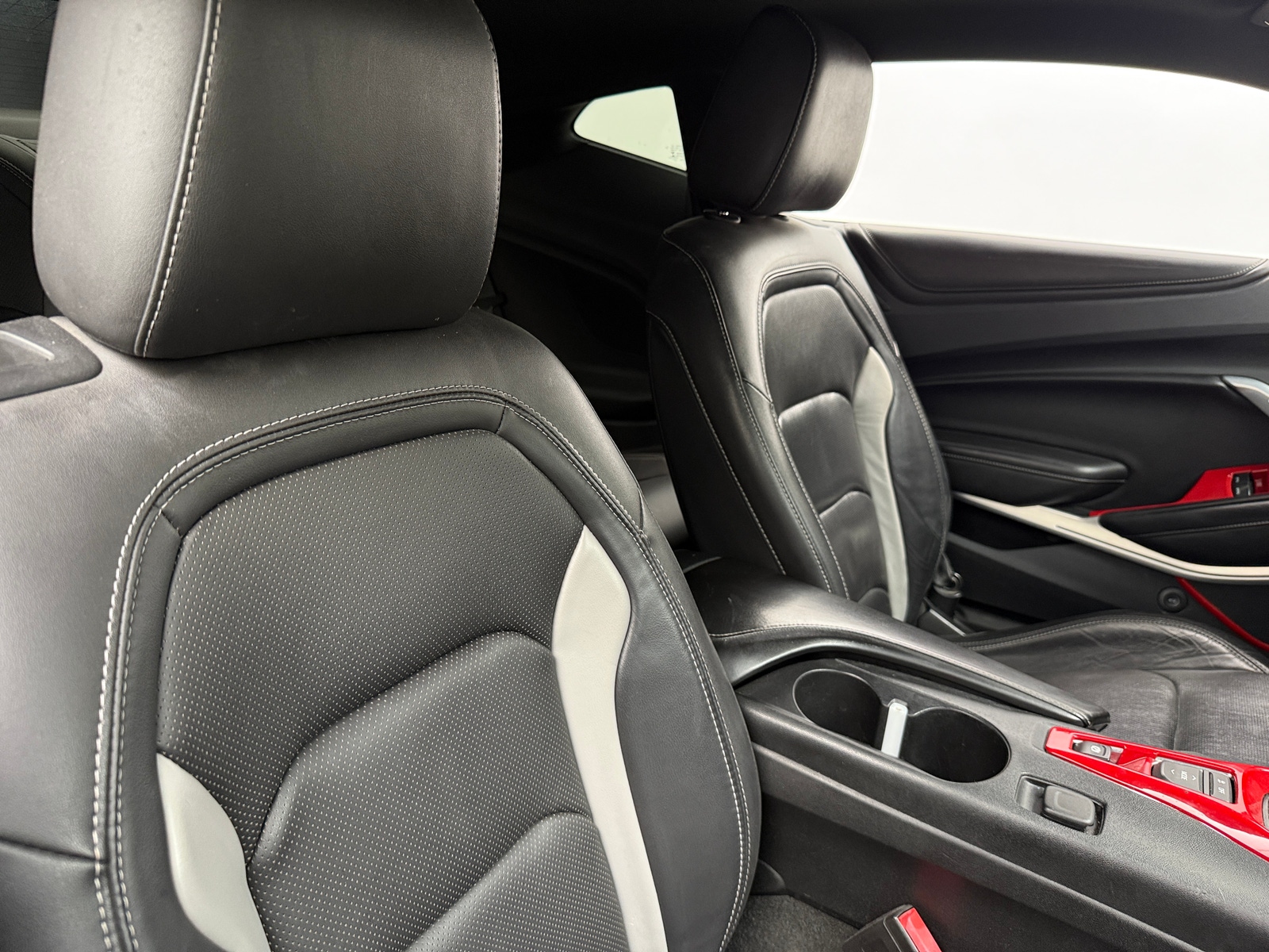 Thumbnail: 2018 Chevrolet Camaro - 2