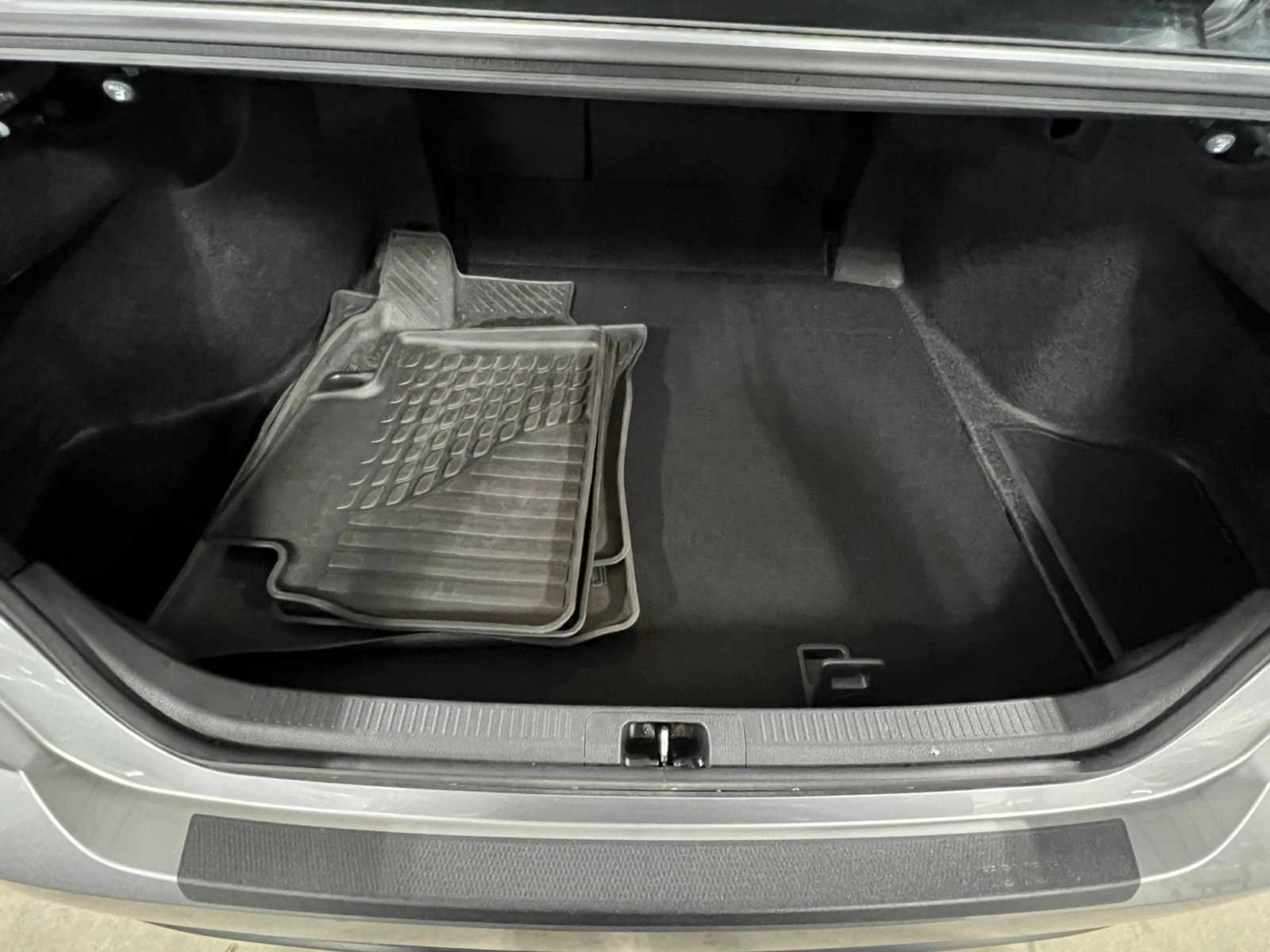 Thumbnail: 2025 Toyota Camry - 7