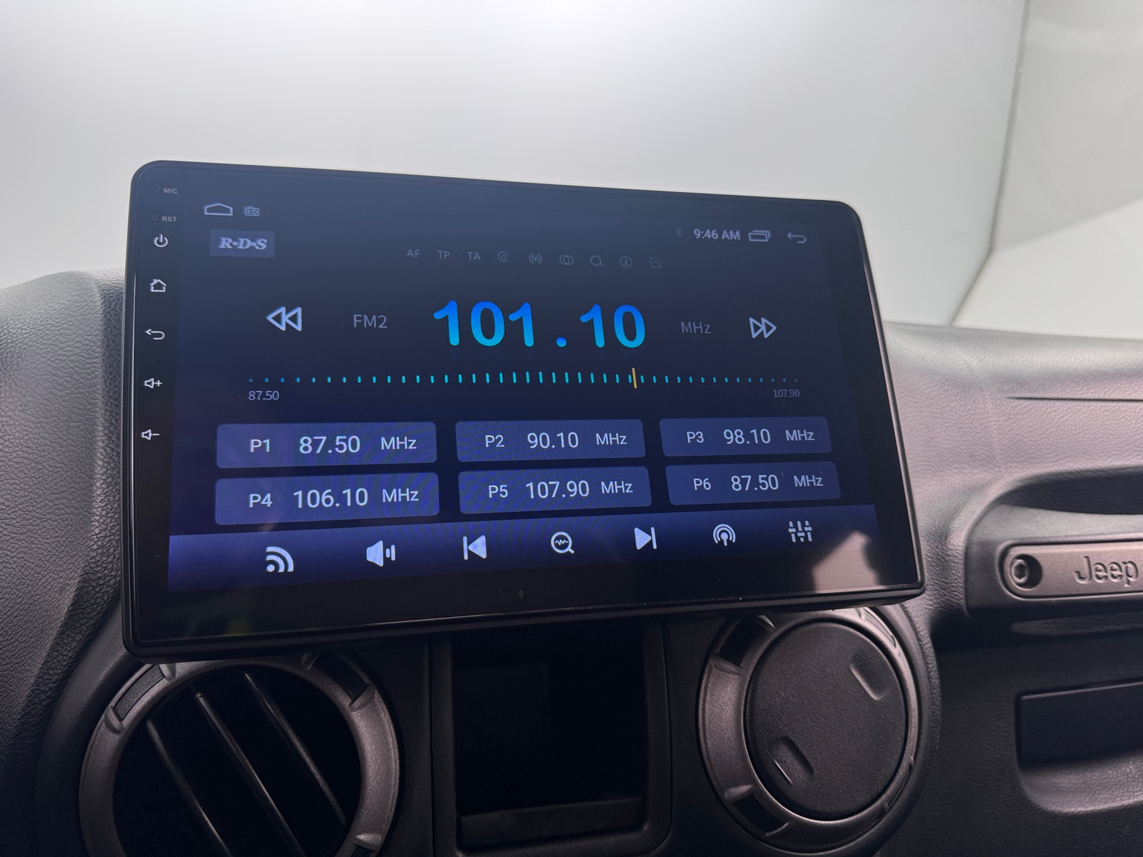 Thumbnail: 2013 Jeep Wrangler - 3