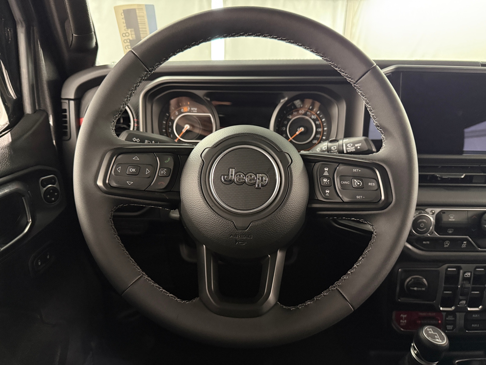 Thumbnail: 2025 Jeep Wrangler - 5