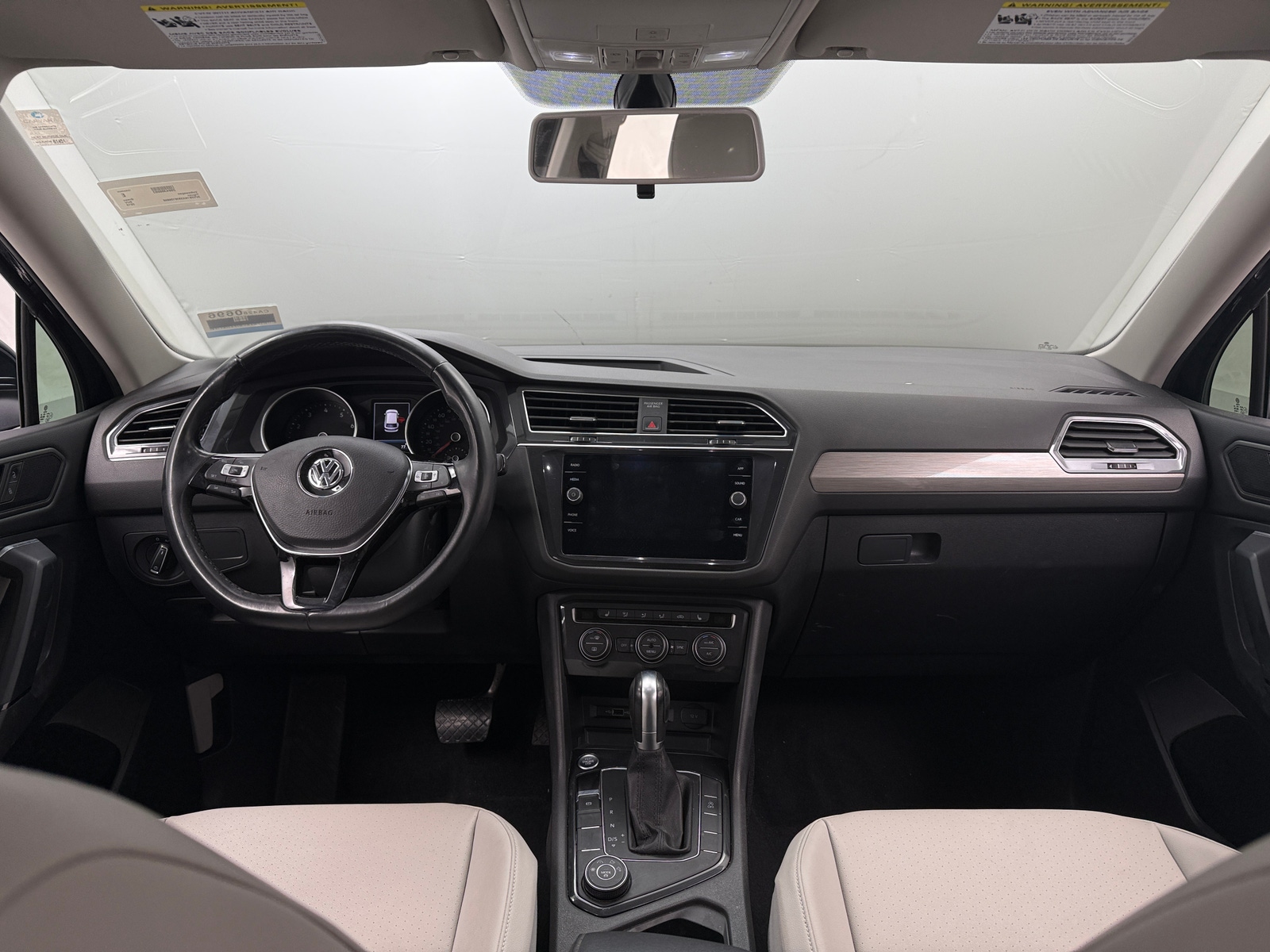 Thumbnail: 2019 Volkswagen Tiguan - 2