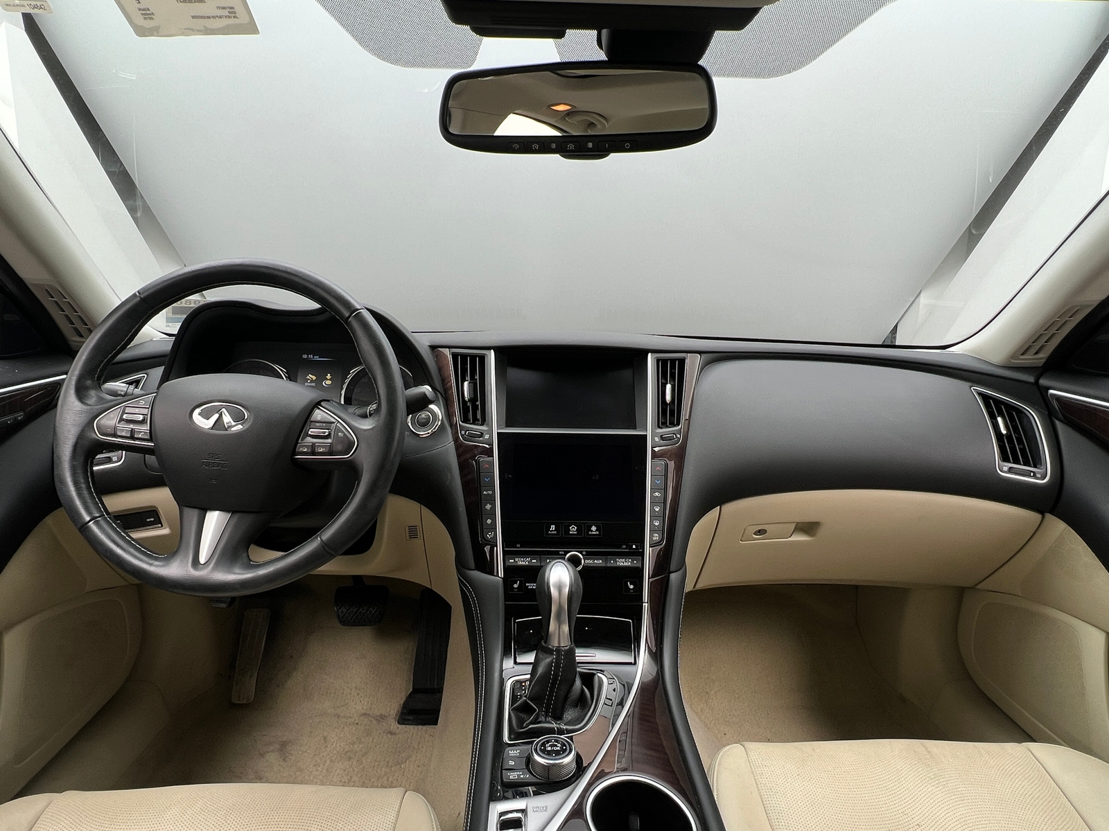 Thumbnail: 2015 INFINITI Q50 - 2